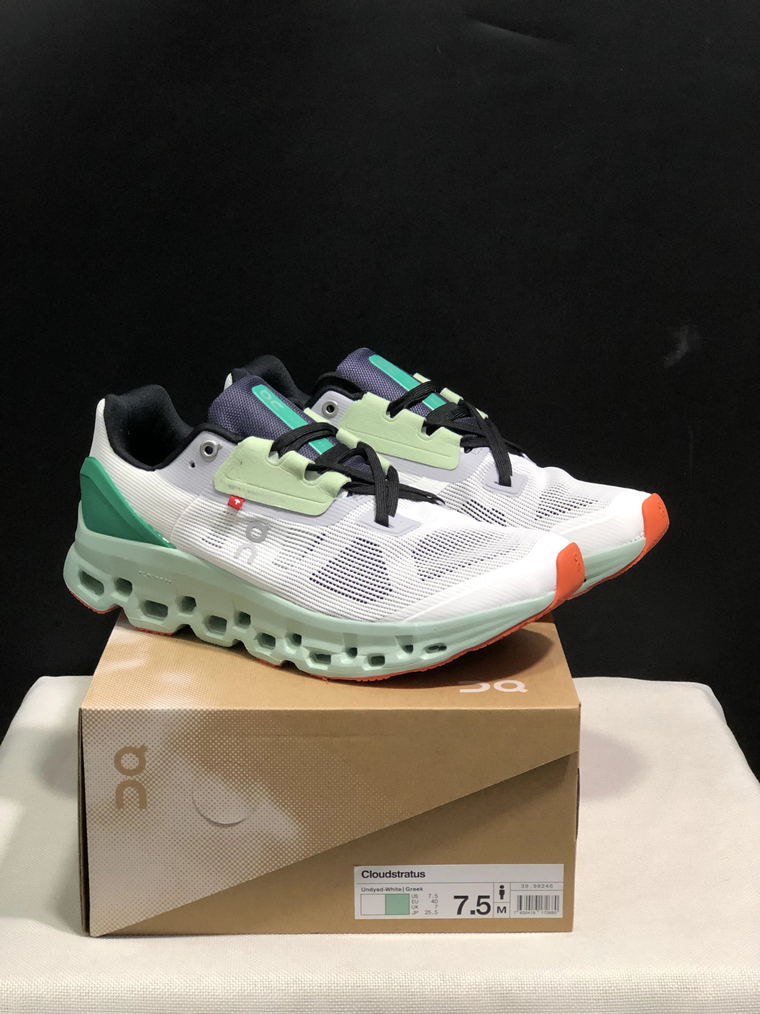 On Sneakers THE ROGER Pro Clay — 28
