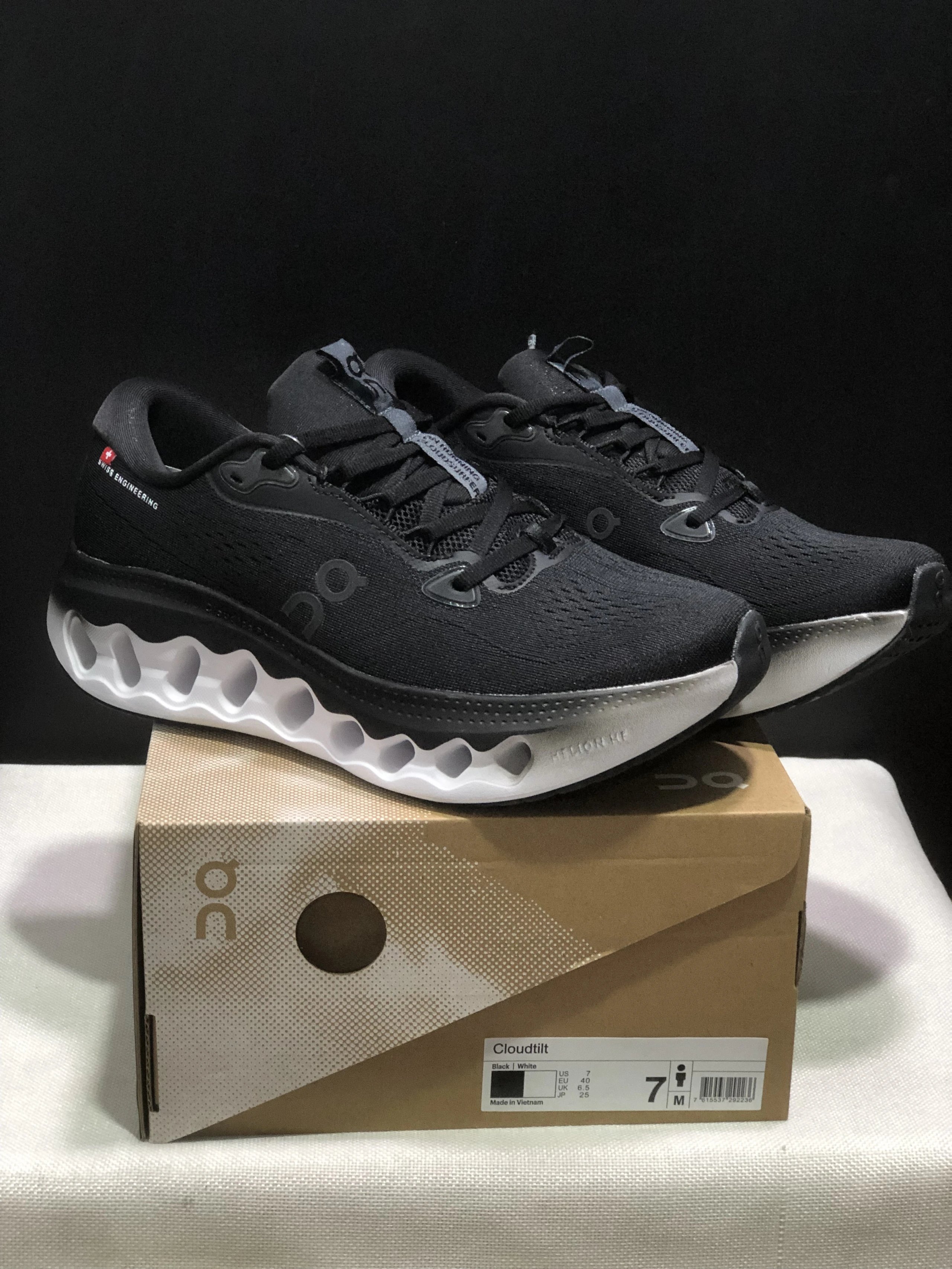 On Cloudtilt and Cloudsurfer 3 running shoes — 23