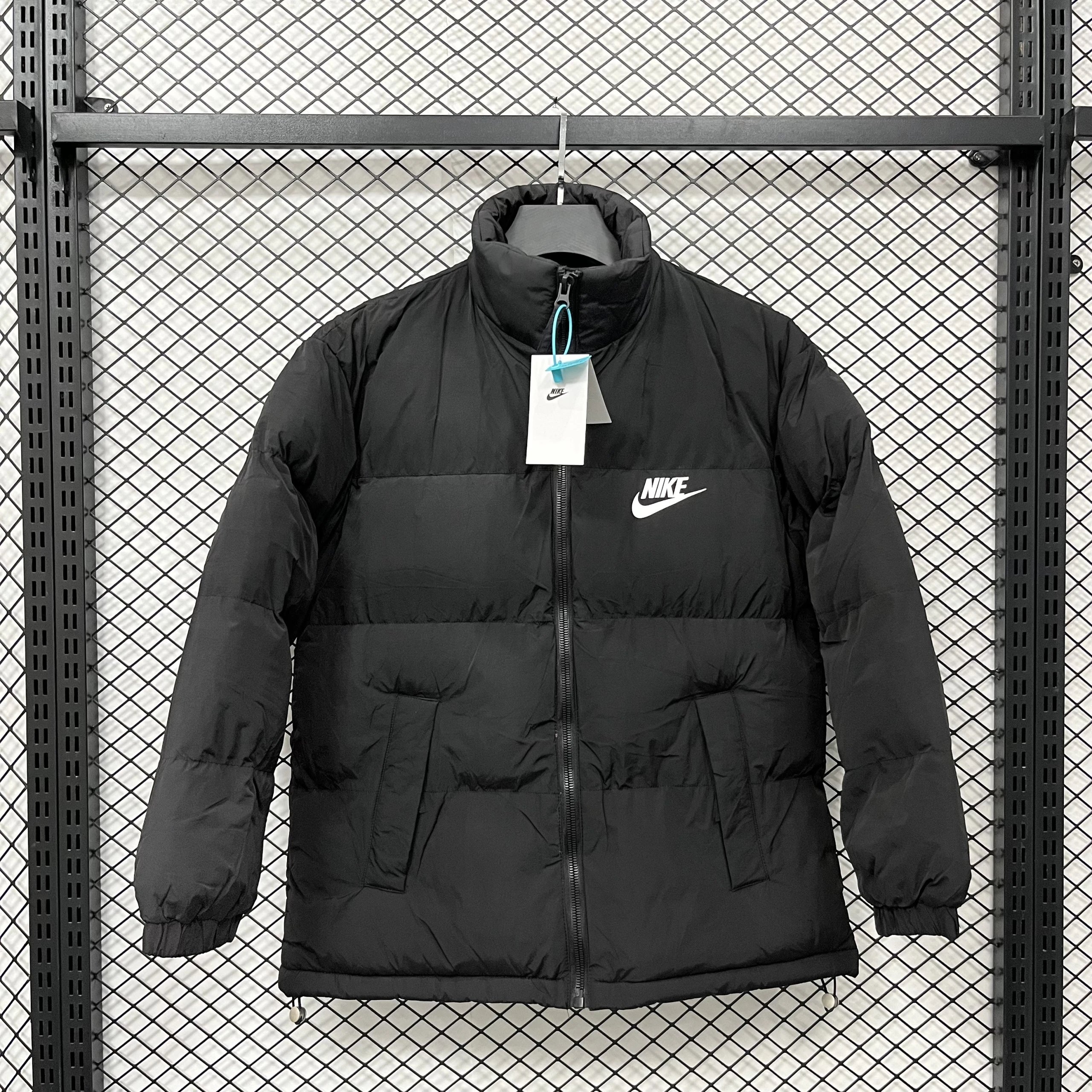 Nike Down Jackets Hooded puffer — 76-CV