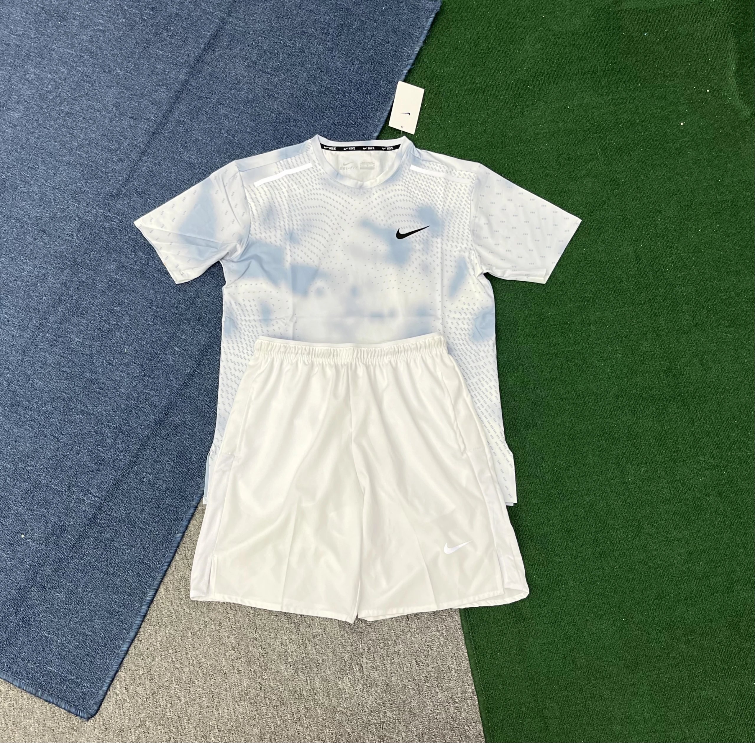 Nike Matching Sets Short-Sleeve Running Top and Shorts Set image 9