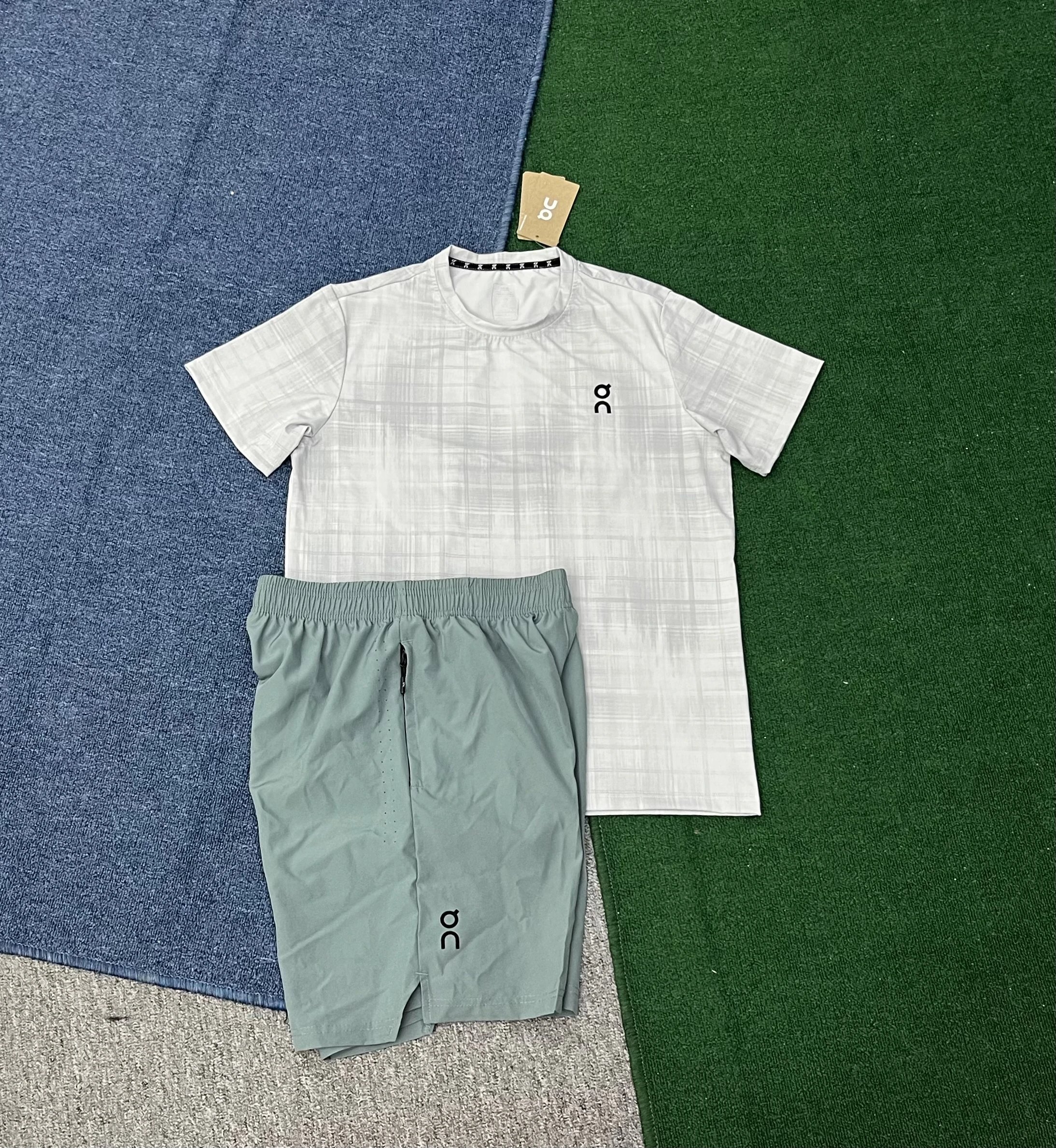 On Shorts Elastic-Waist Zip-Pocket — 14