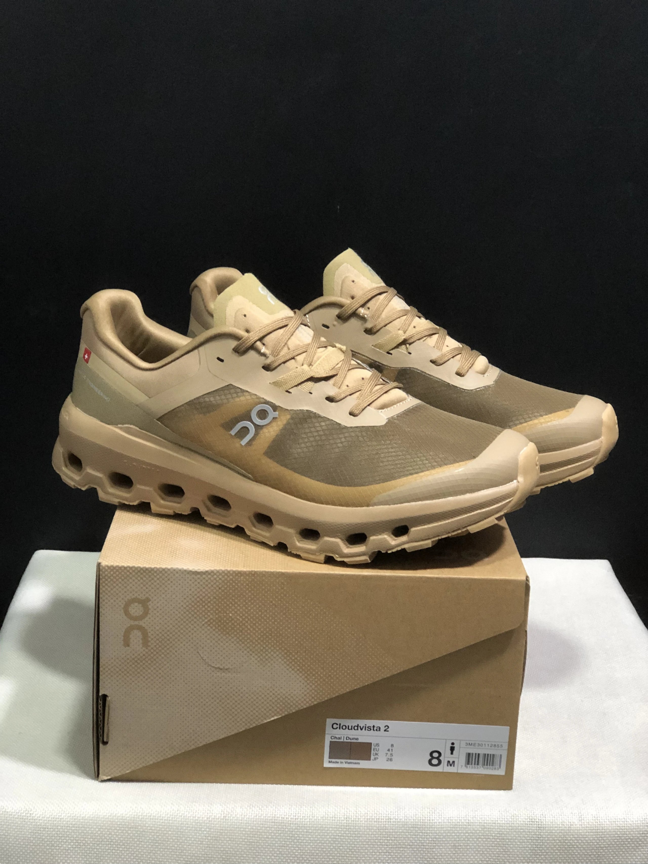 On Sneakers Cloudvista 2 — 21