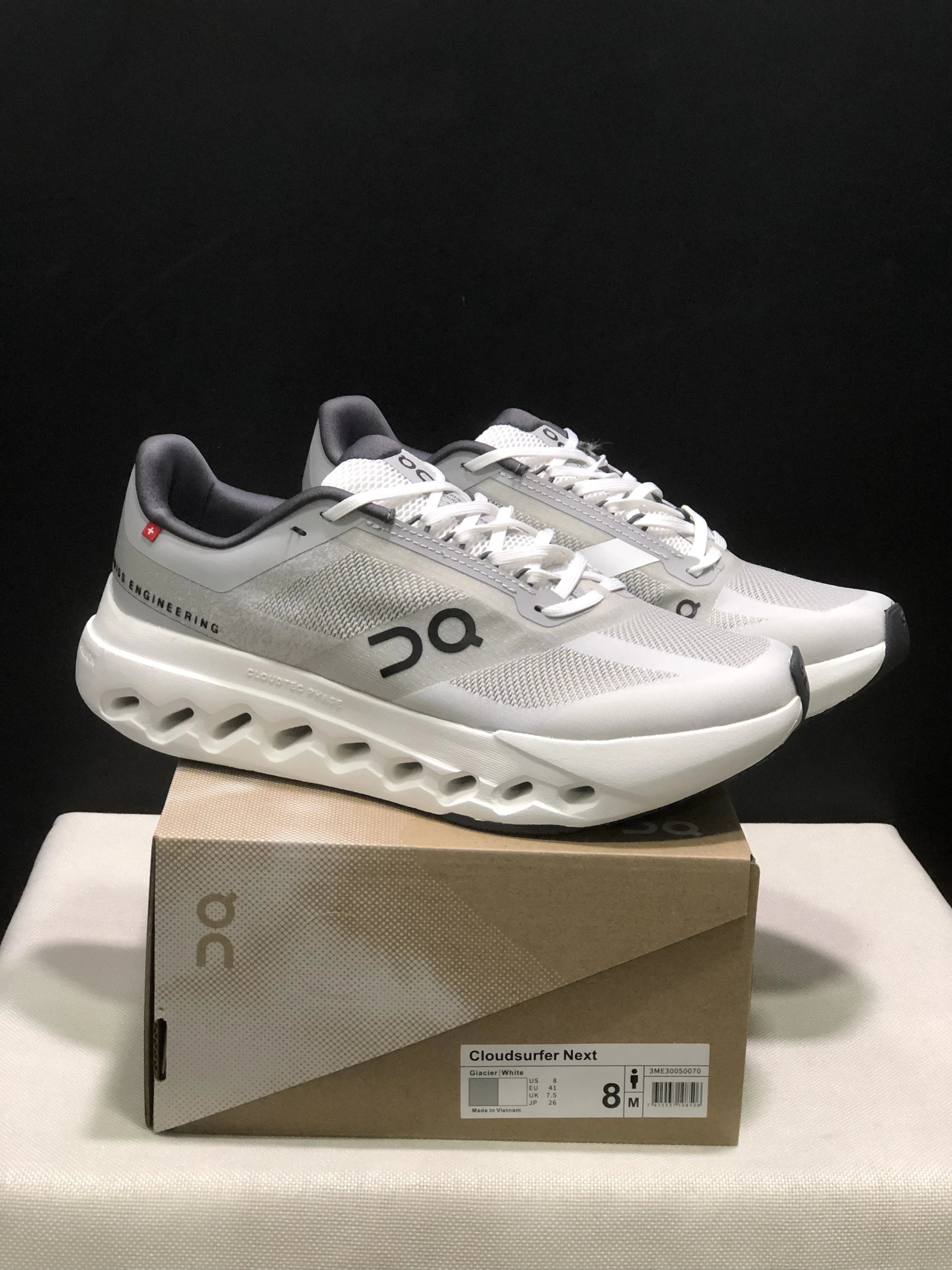 On Sneakers Cloudsurfer Next Z5 — 30