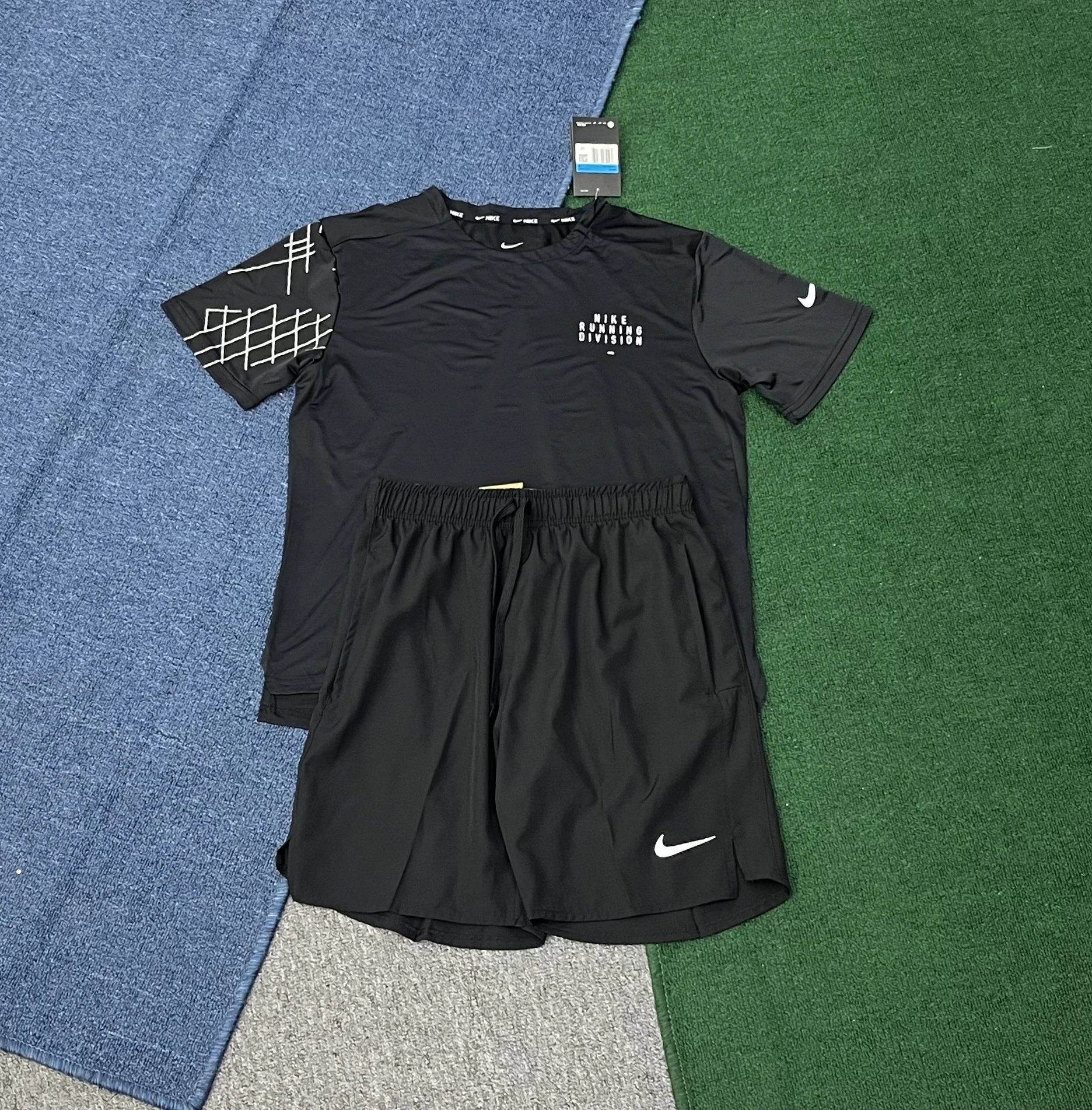 Nike Matching Sets Running Division Graphic image 9