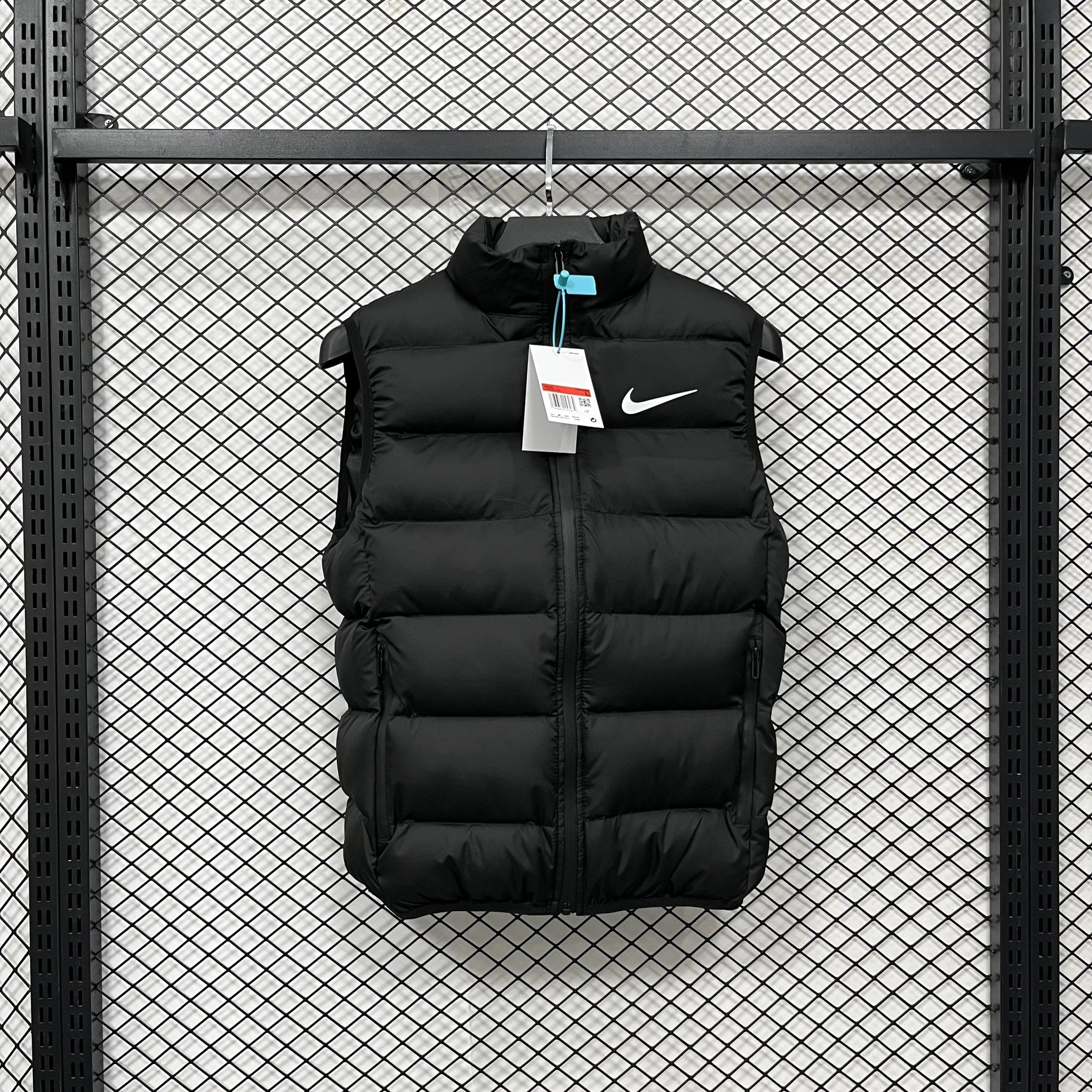 Nike Down Jackets Hooded puffer image 13