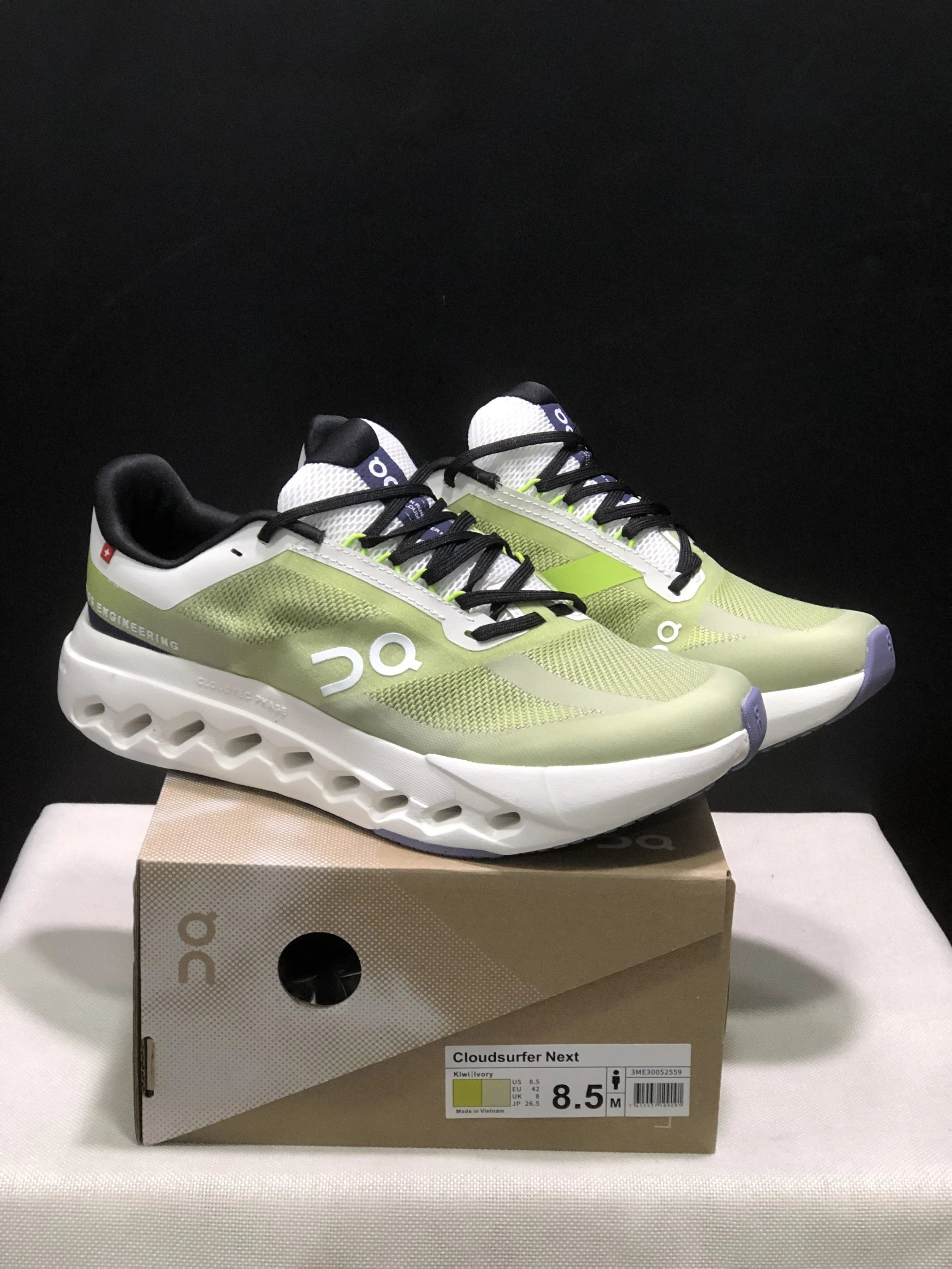 On Sneakers Cloudsurfer Next Z5 — 33