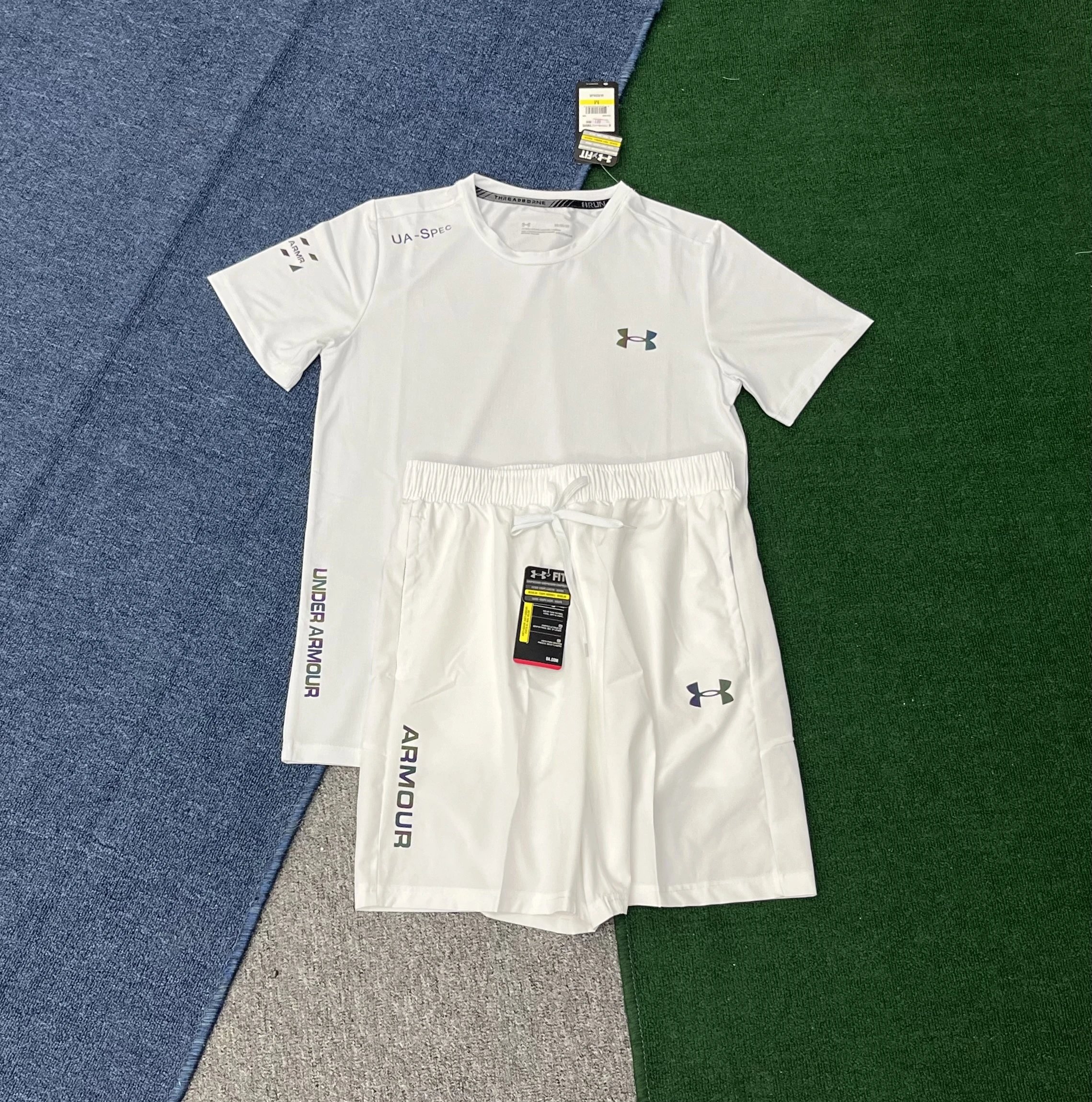 Under Armour Matching Sets Short-sleeve T-shirt and shorts set with graphic camouflage print image 9