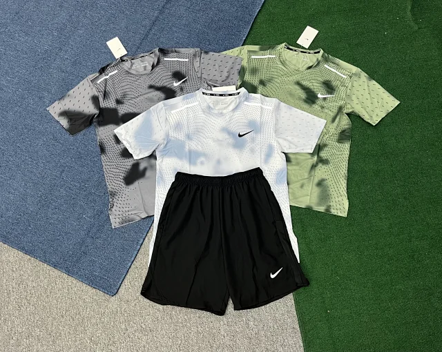 Nike Matching Sets Short-Sleeve Running Top and Shorts Set product detail image 1