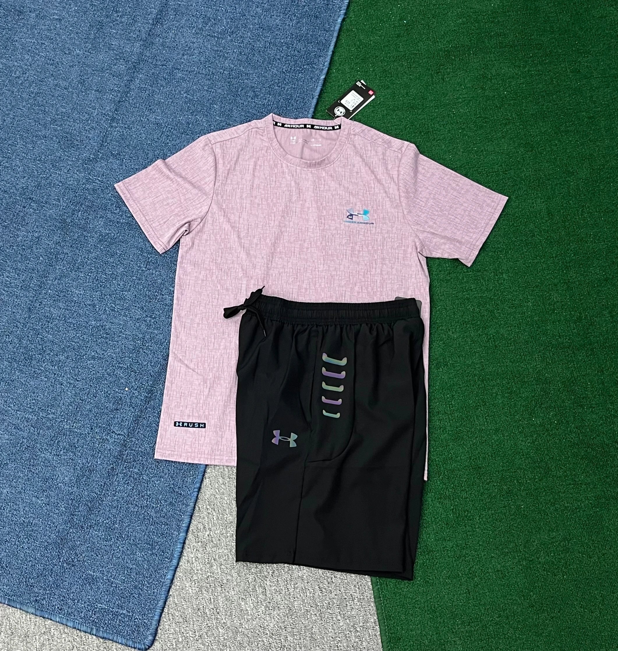 Under Armour Tracksuits Short-sleeve T-shirt and jogger pants set — 23
