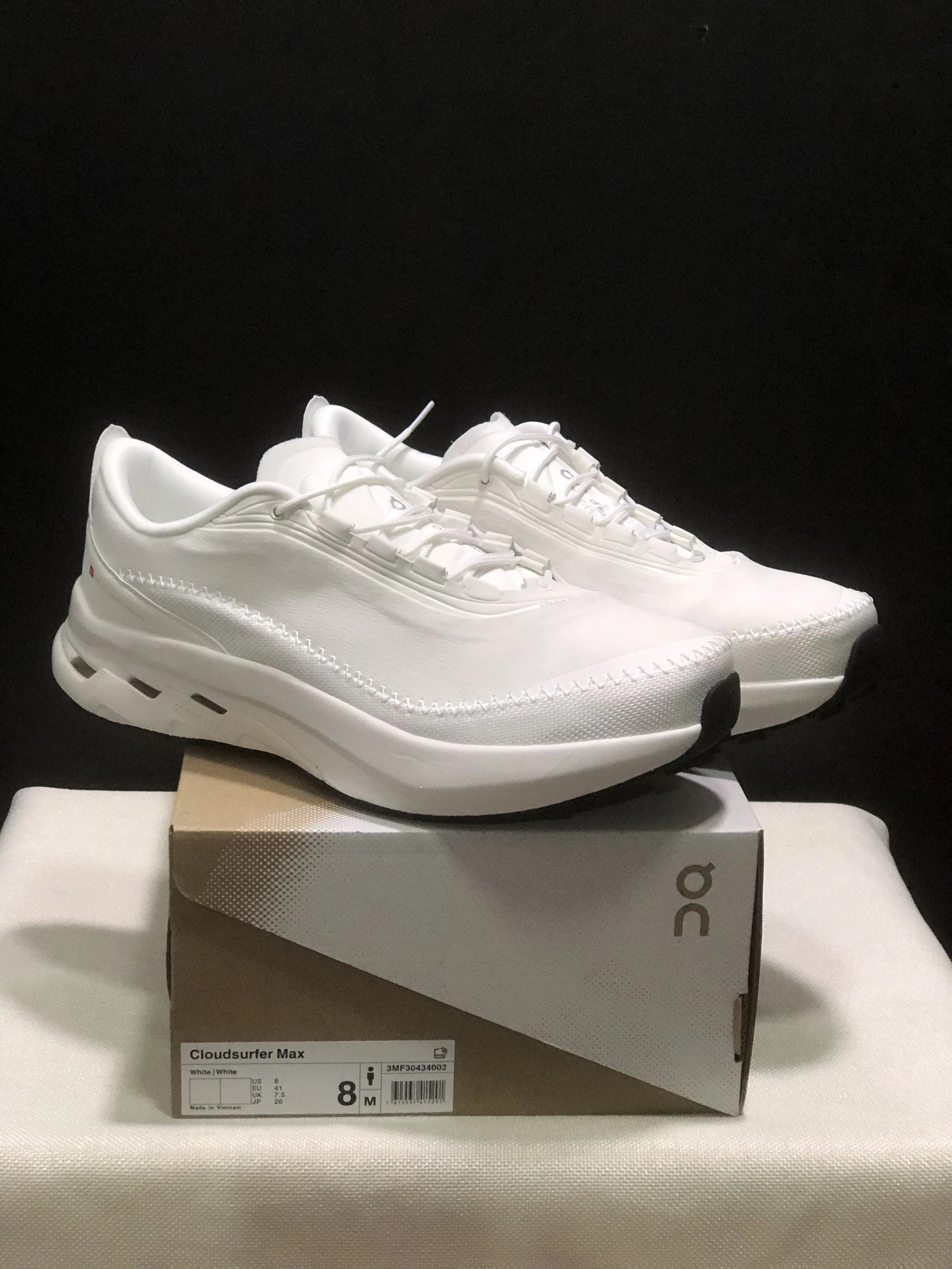 On Sneakers Cloudsurfer Max image 14