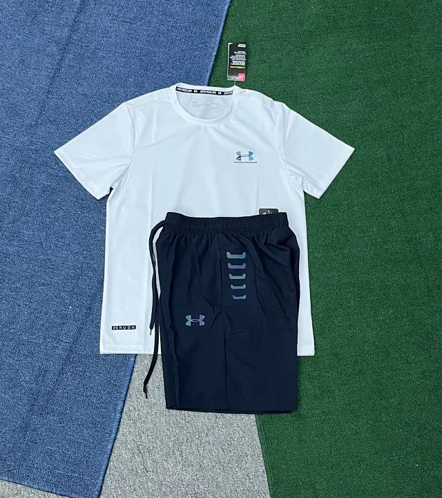 Under Armour Tracksuits Short-sleeve T-shirt and jogger pants set product detail image 4