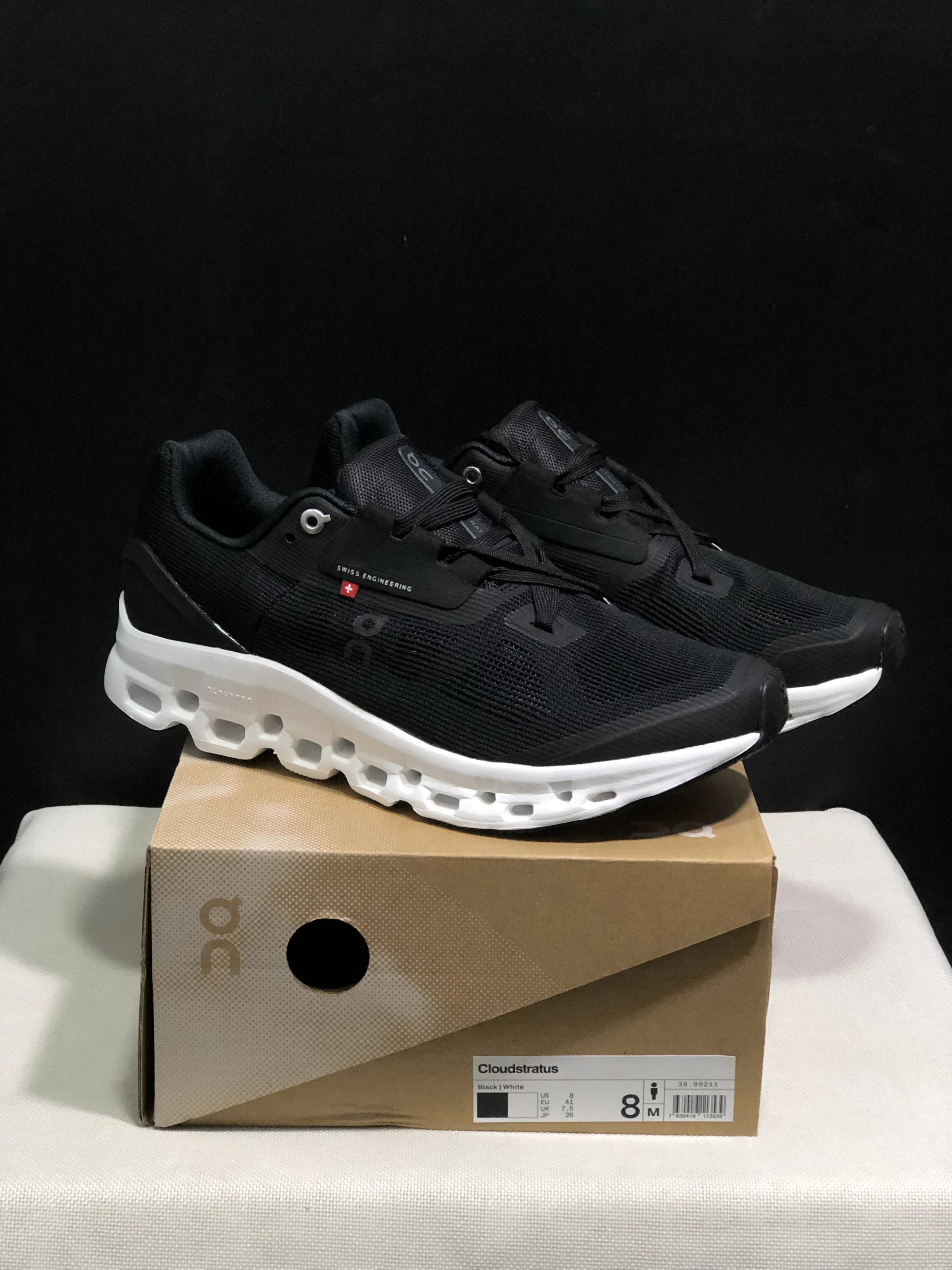 On Sneakers THE ROGER Pro Clay — 9