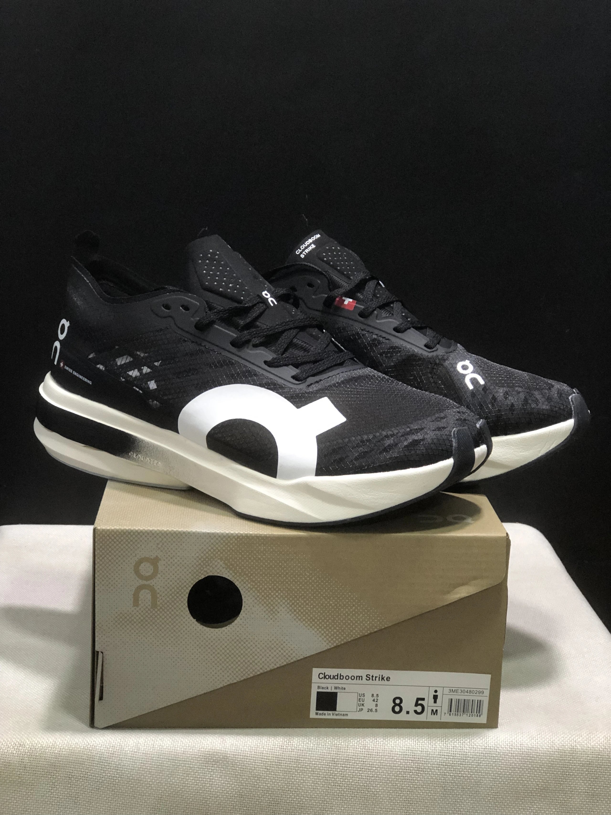 On Sneakers Cloudboom Strike and mesh running shoe styles image 12