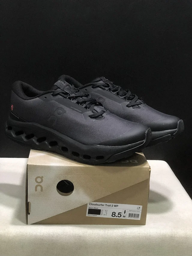 On Sneakers Cloudsurfer Trail 2 WP product detail image 13
