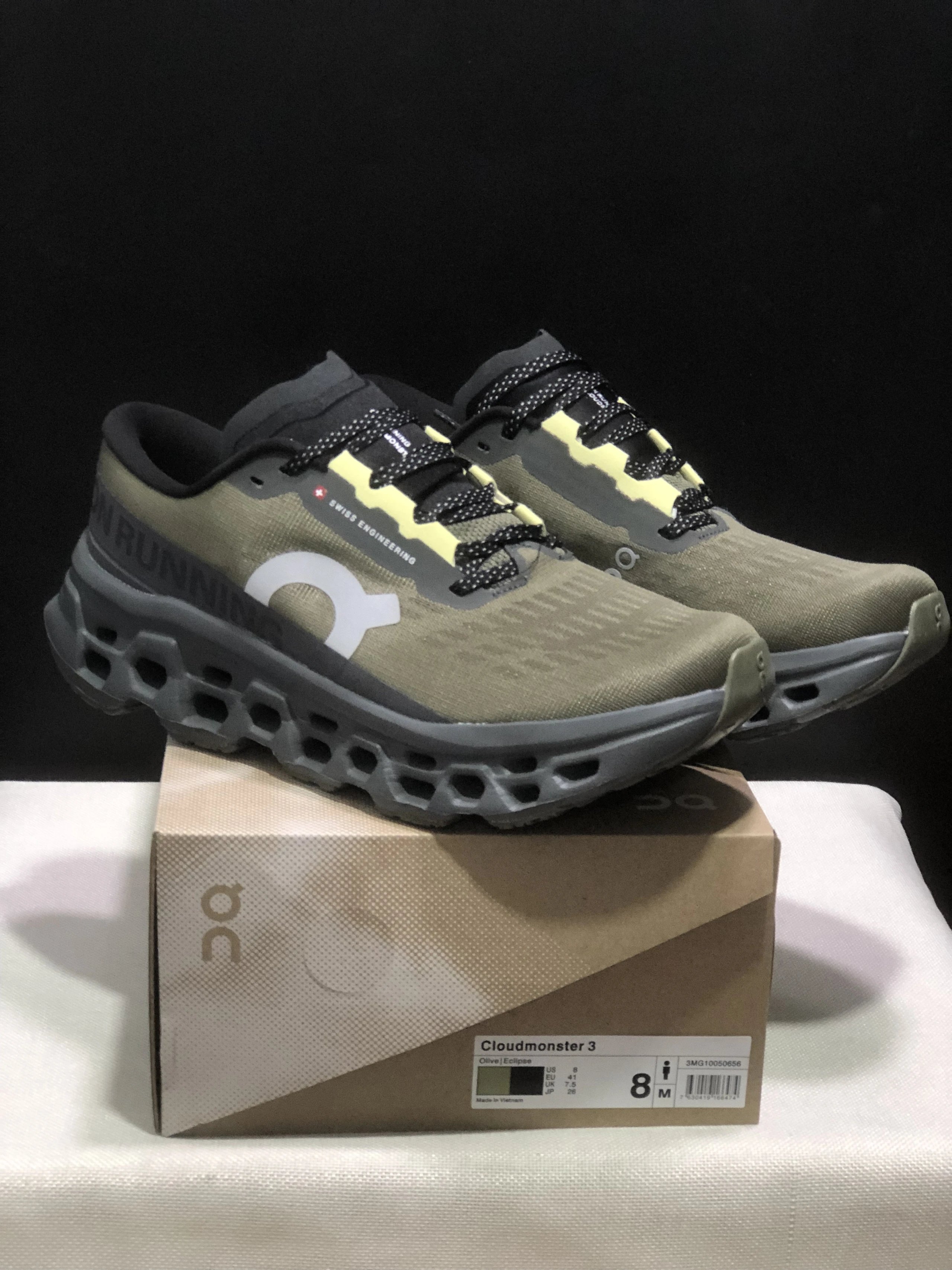 On Sneakers Cloudmonster 3 — 30