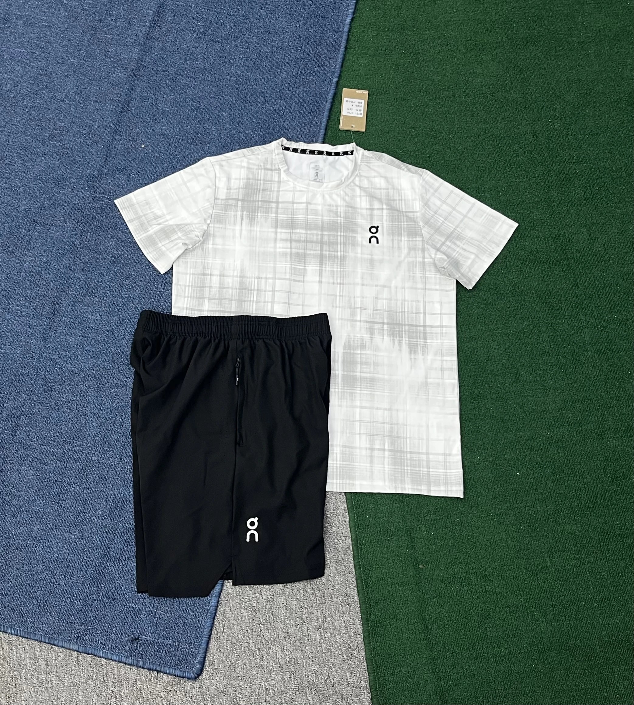 On Shorts Elastic-Waist Zip-Pocket image 14