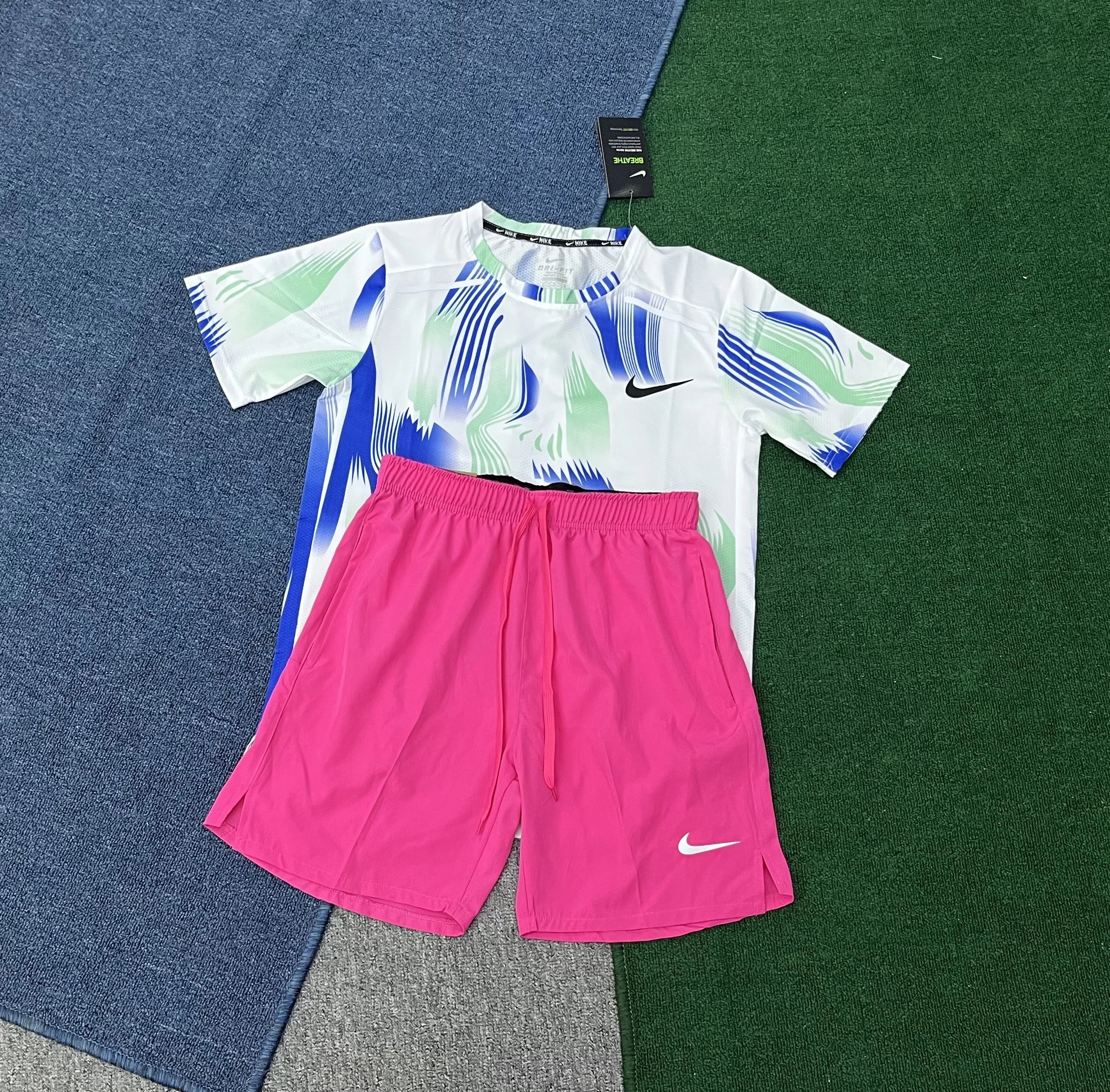 Nike Matching Sets Dri-FIT short-sleeve T-shirt and shorts set — 28