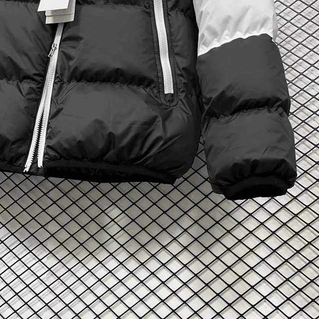 Nike Down Jackets Hooded puffer product detail image 16