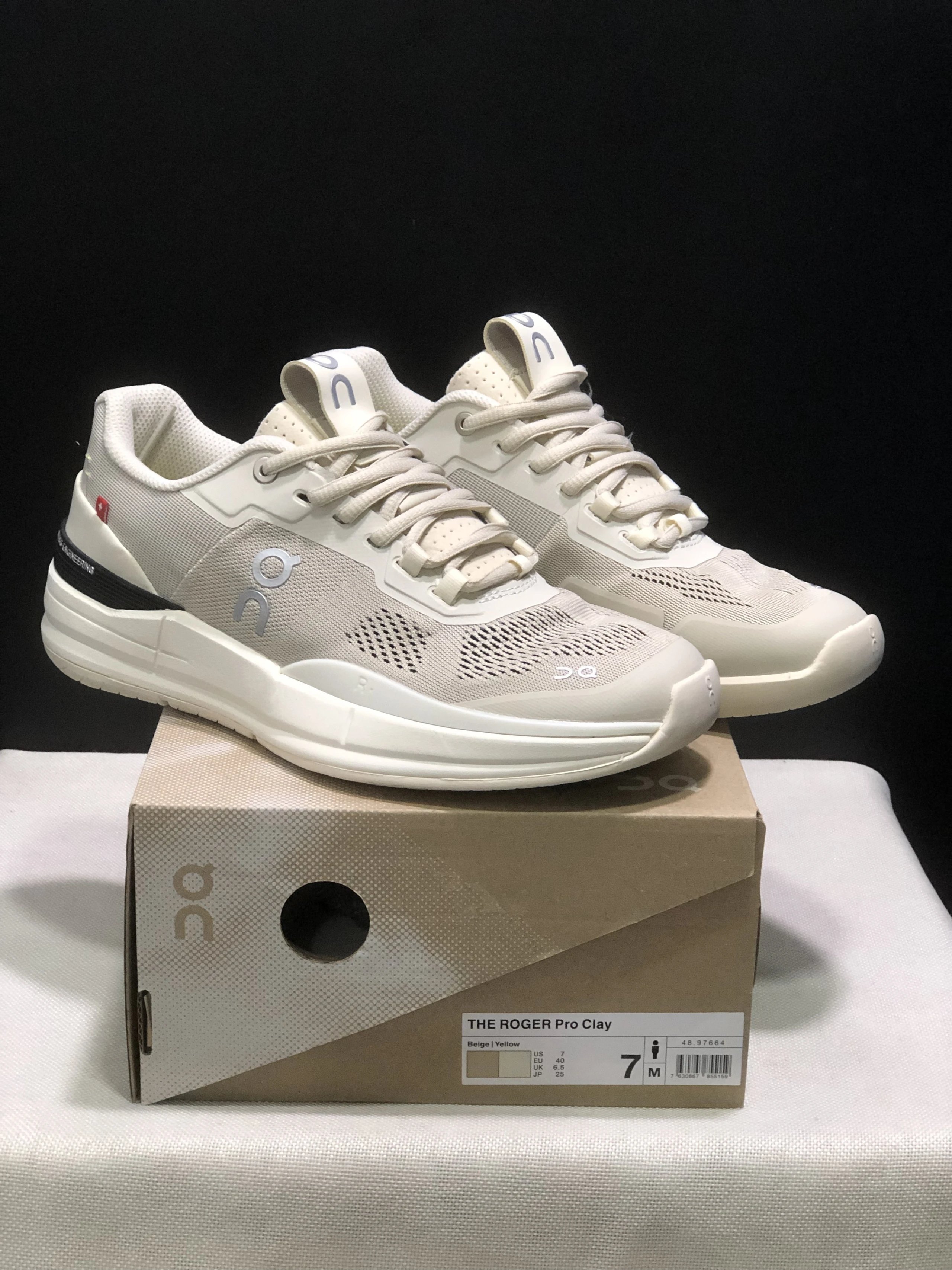 On Sneakers THE ROGER Pro Clay — 30