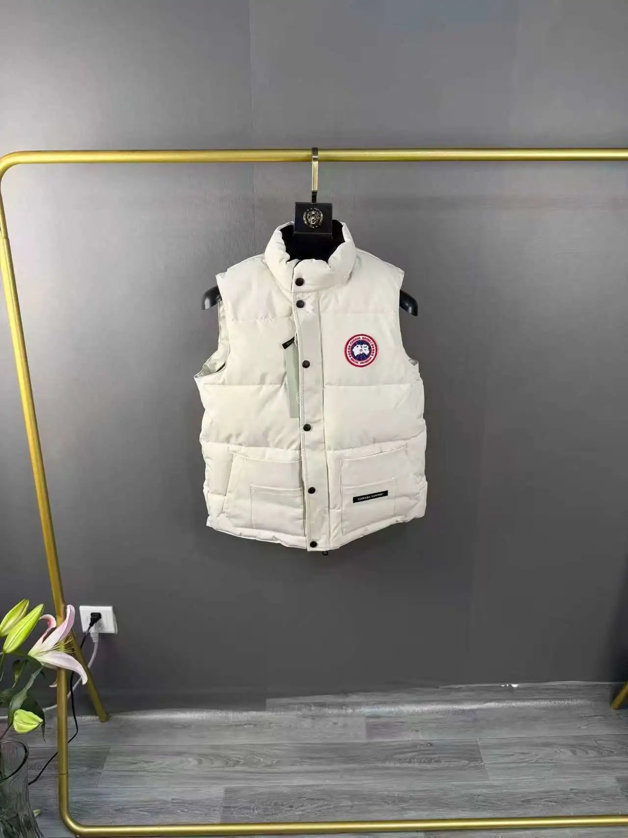 Canada Goose Vests Quilted Puffer Vest with Stand Collar image 6