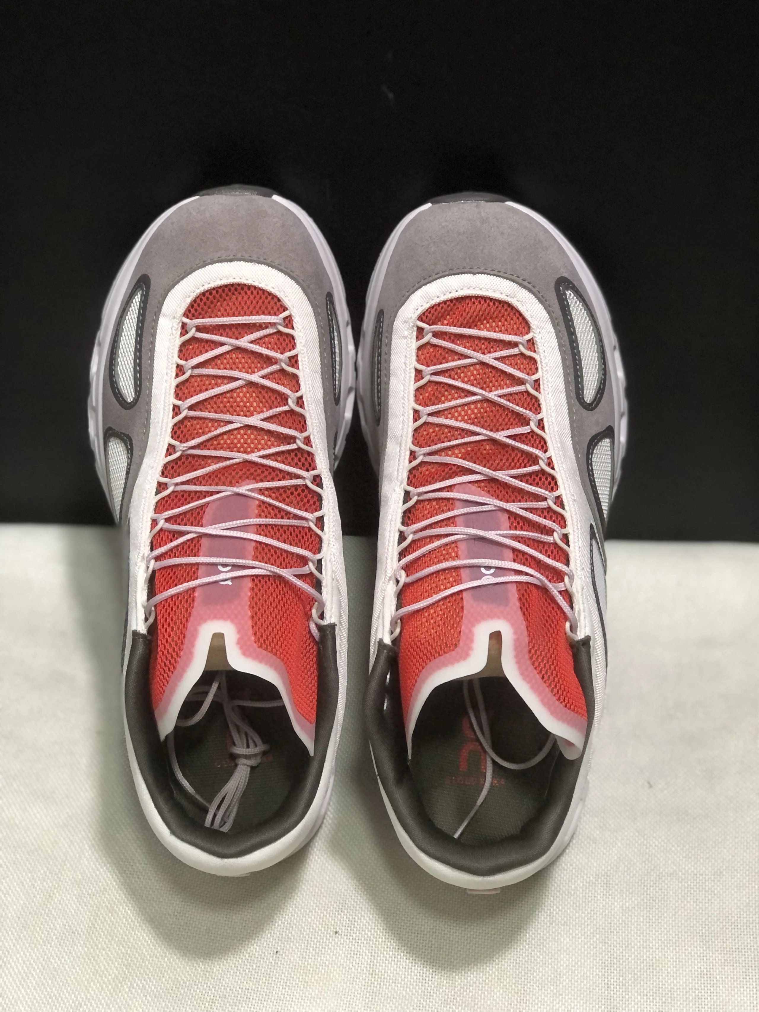 On Sneakers Cloudsurfer Trail 2 WP — 3