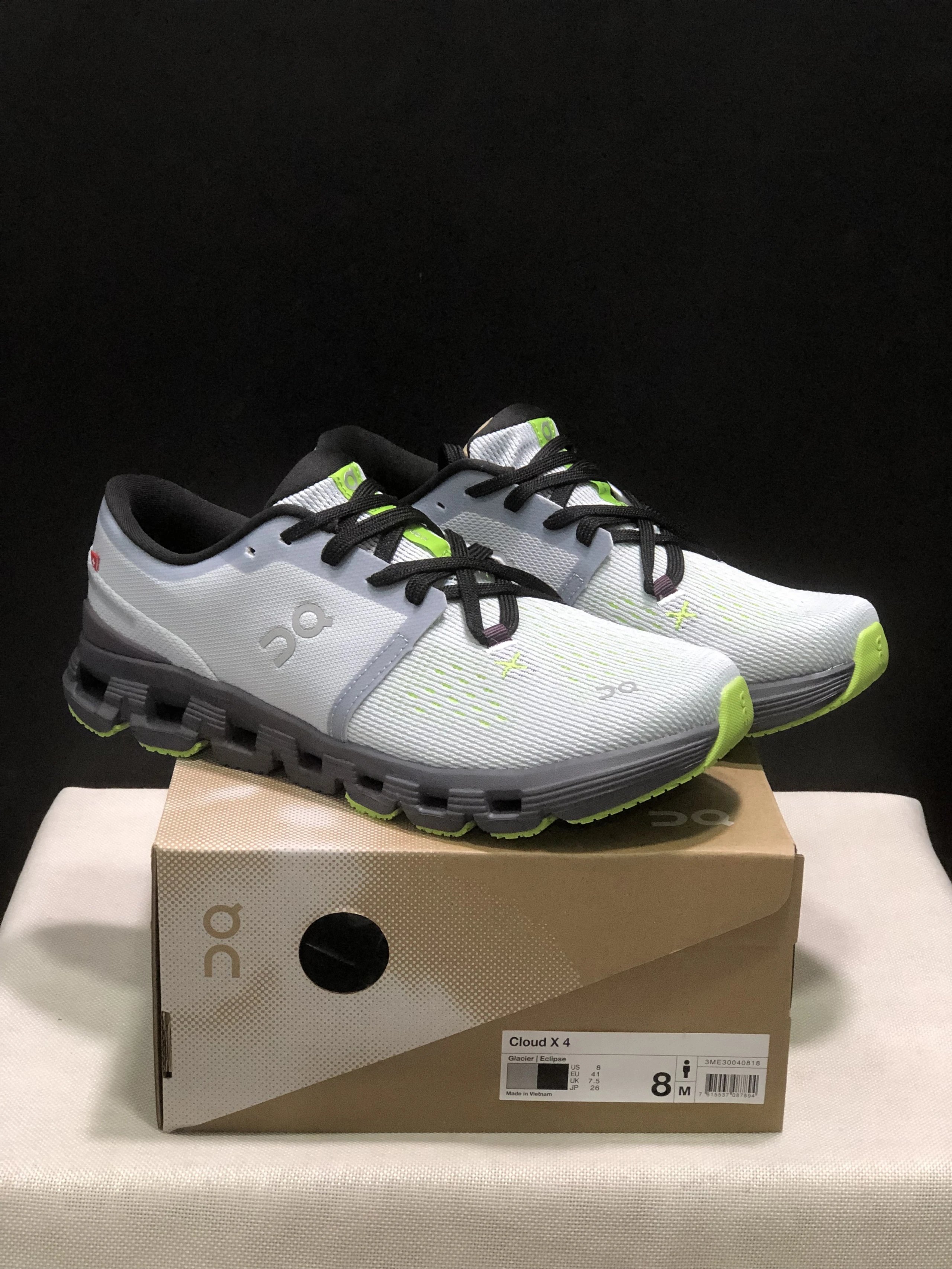 On Sneakers Cloud X 4 — 13