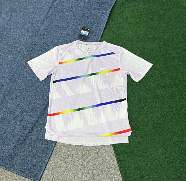 Nike Matching Sets Short-Sleeve Graphic T-Shirt and Shorts Set product detail image 4