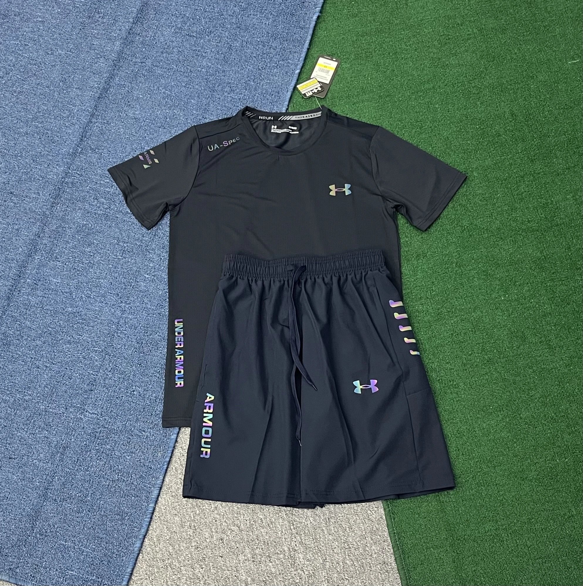 Under Armour Matching Sets Short-sleeve T-shirt and shorts set with graphic camouflage print image 4