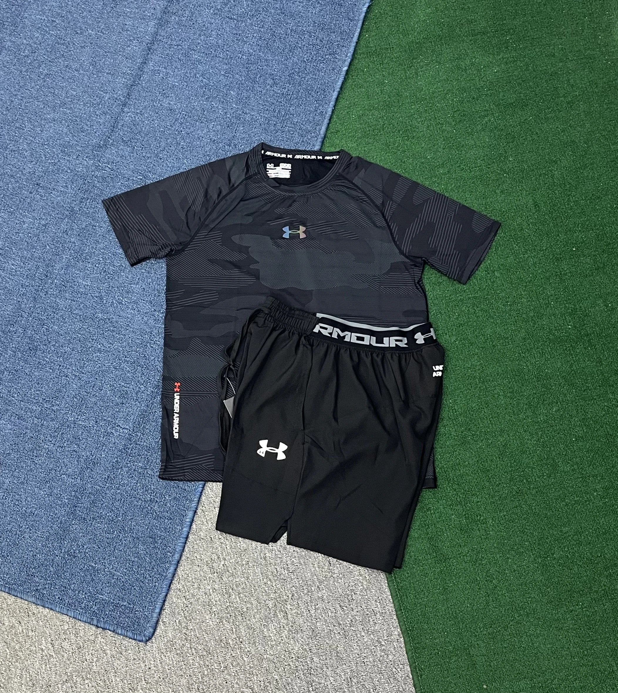 Under Armour Matching Sets Short-sleeve T-shirt and shorts set with graphic camouflage print — 6