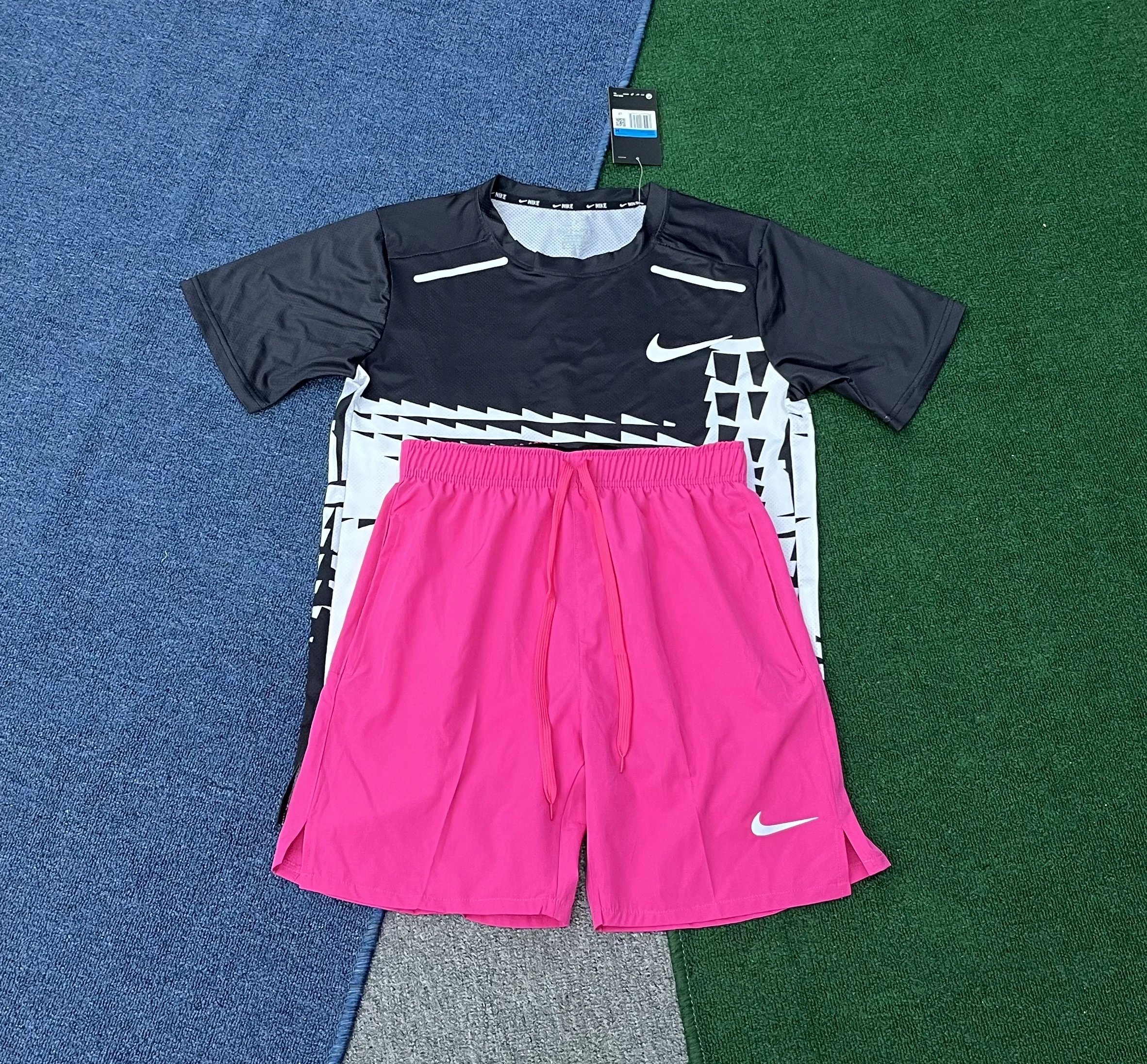 Nike Tracksuits Dri-FIT short-sleeve top and shorts set image 8