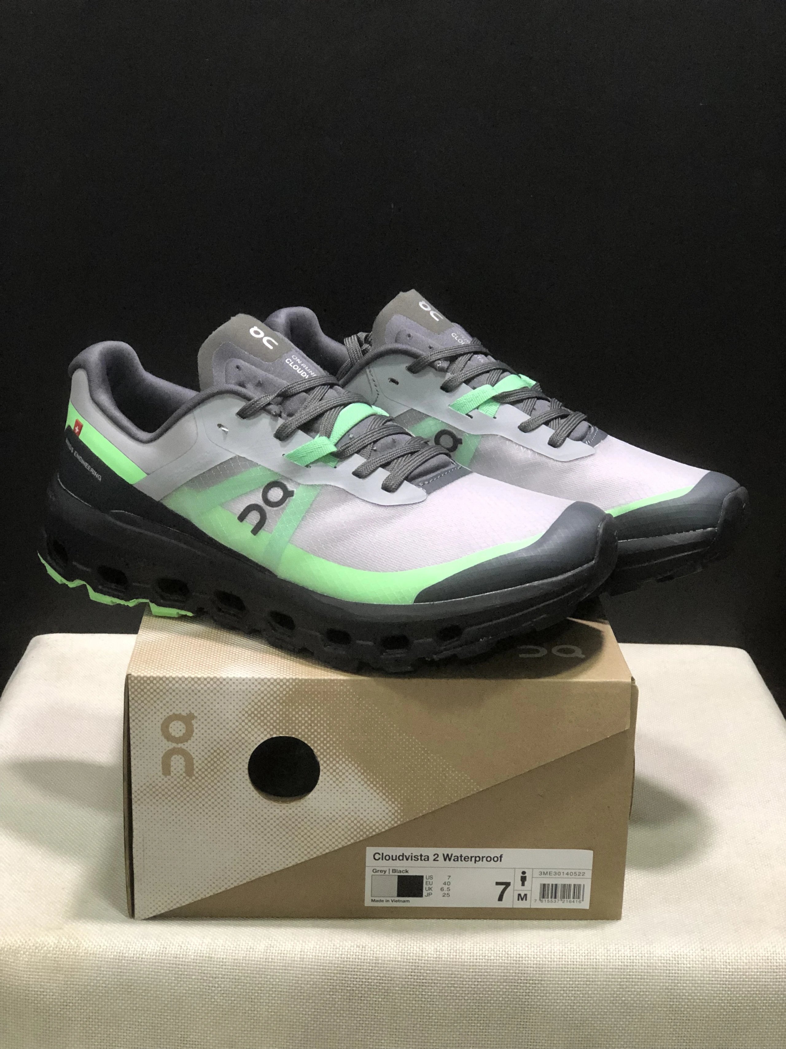 On Sneakers Cloudvista 2 — 33