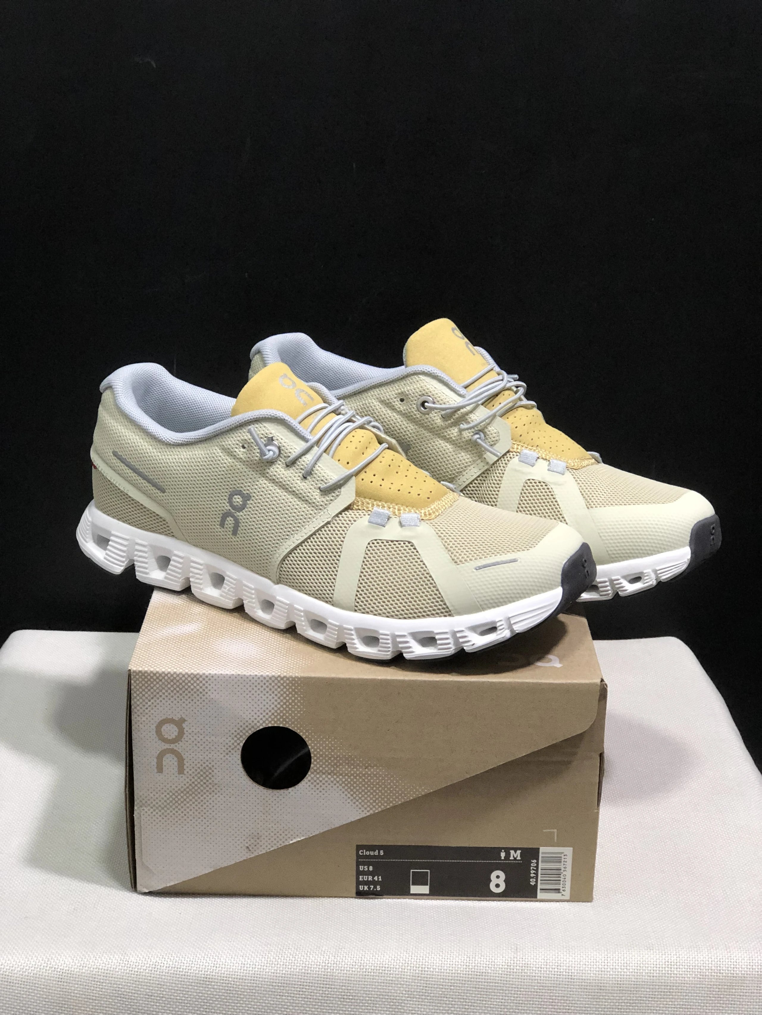 On Sneakers Cloud 5 — 28