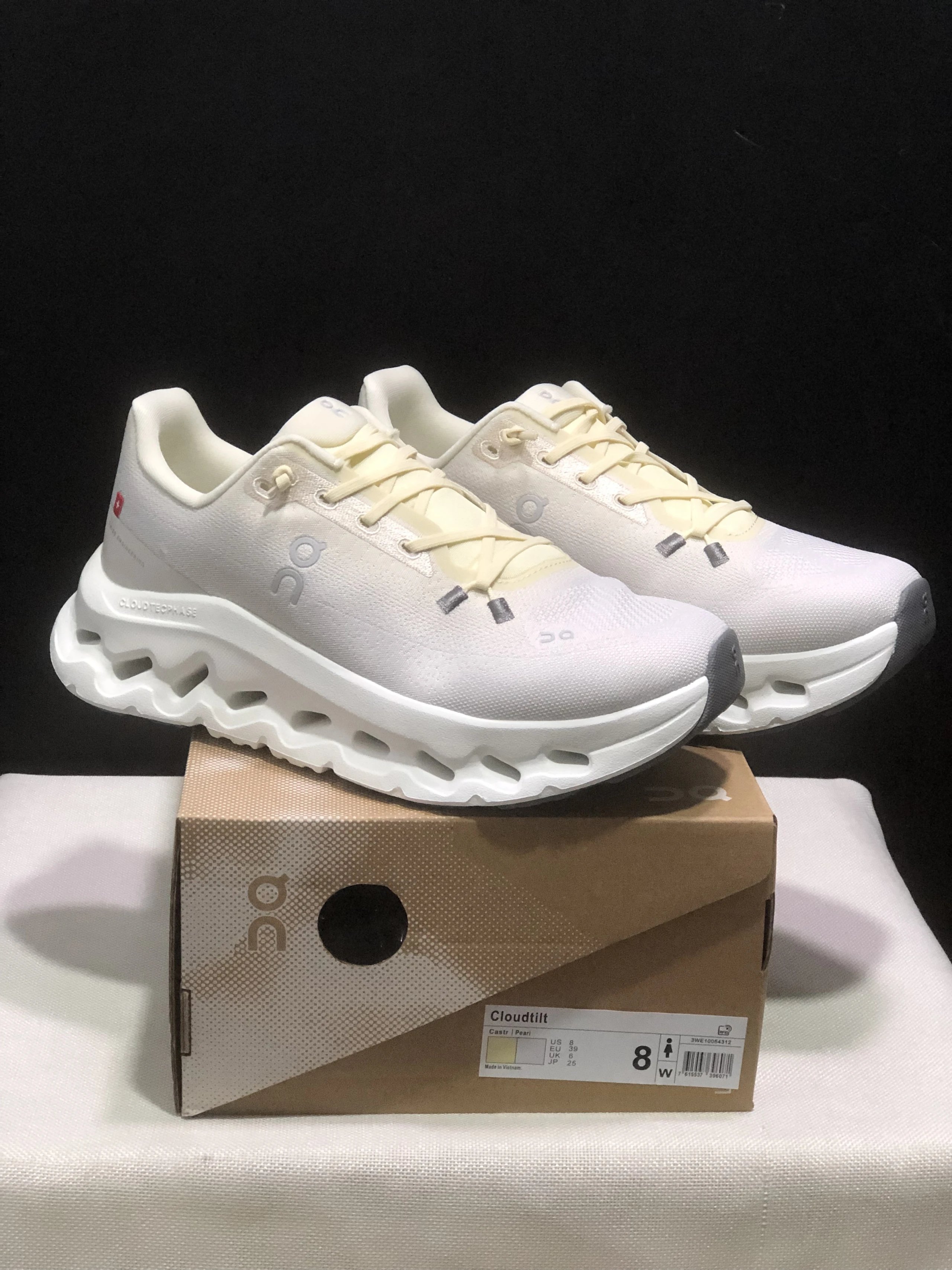 Loewe Sneakers Cloudtilt 2.0 — 21