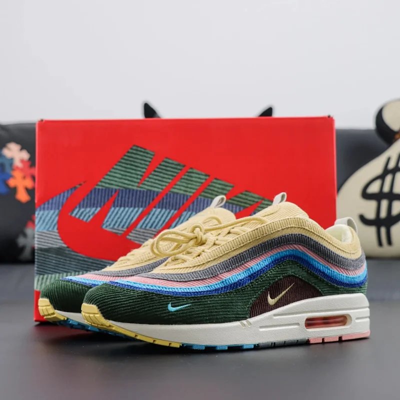 Nike Air Max 1 Running Shoes