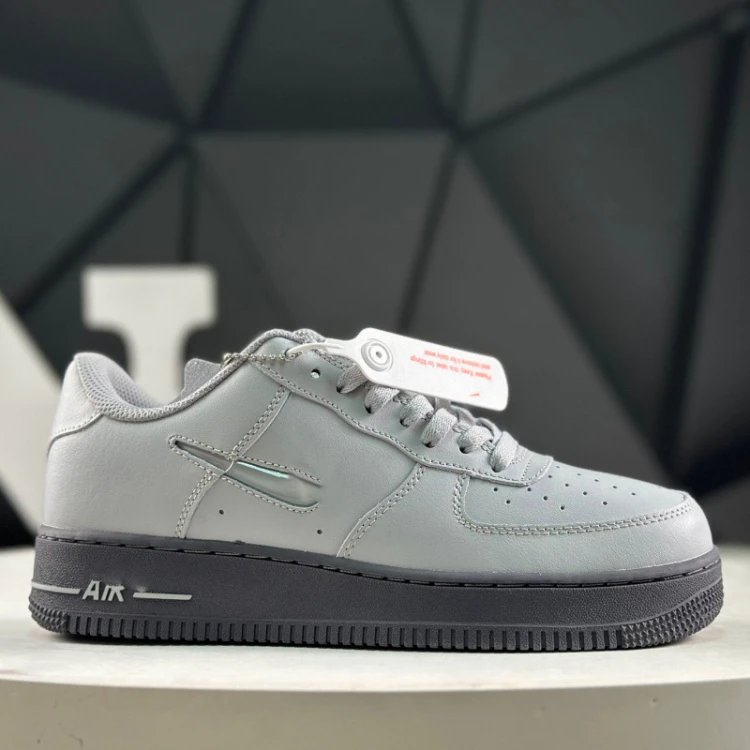 Unbranded Sneakers Low-Top with Contrast Side Overlay image 3