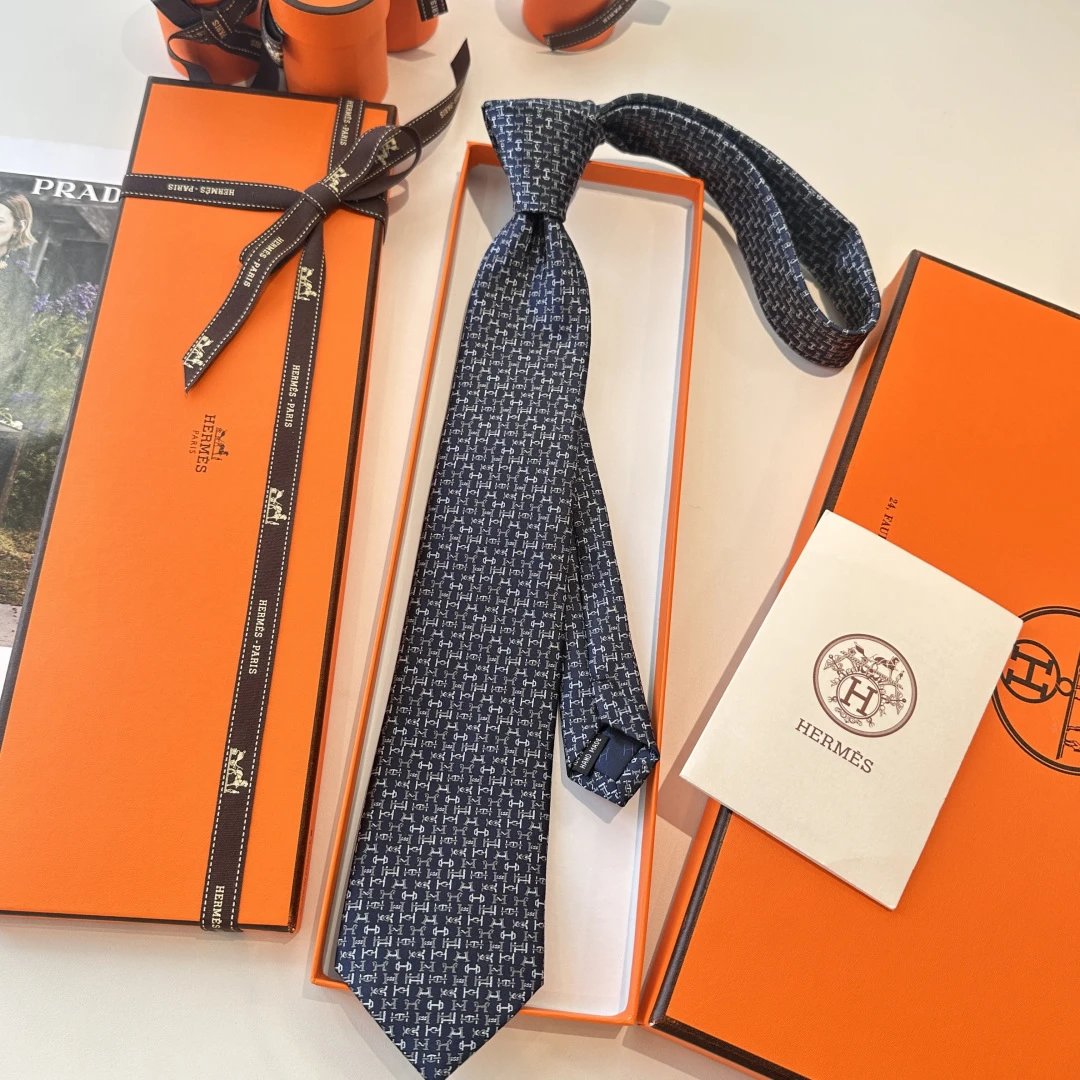 Hermès Ties Silk H-pattern jacquard tie — Blue
