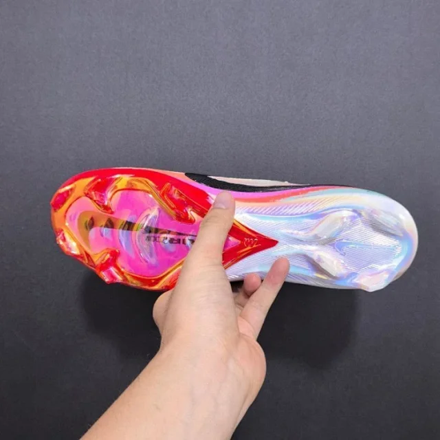 Nike Mercurial football cleats product detail image 5