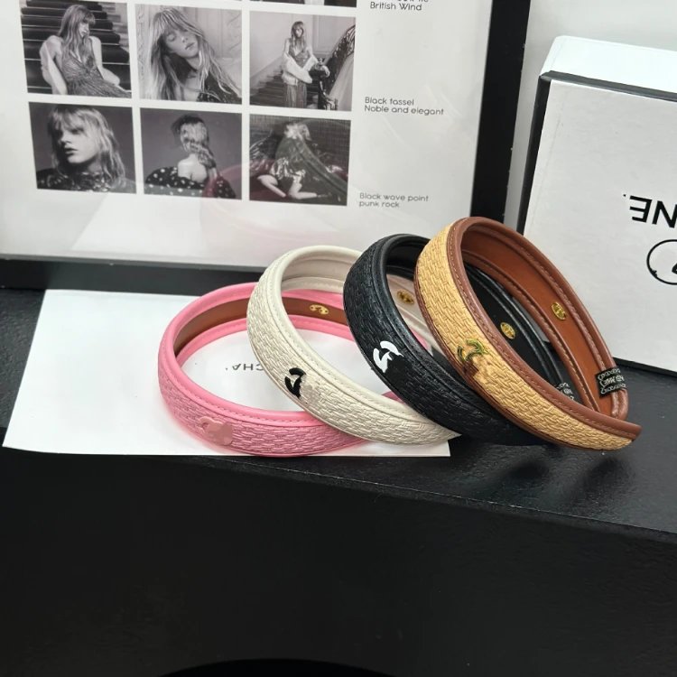 Unbranded Uncategorized Textured Wide Headband with Metal Charm image 5
