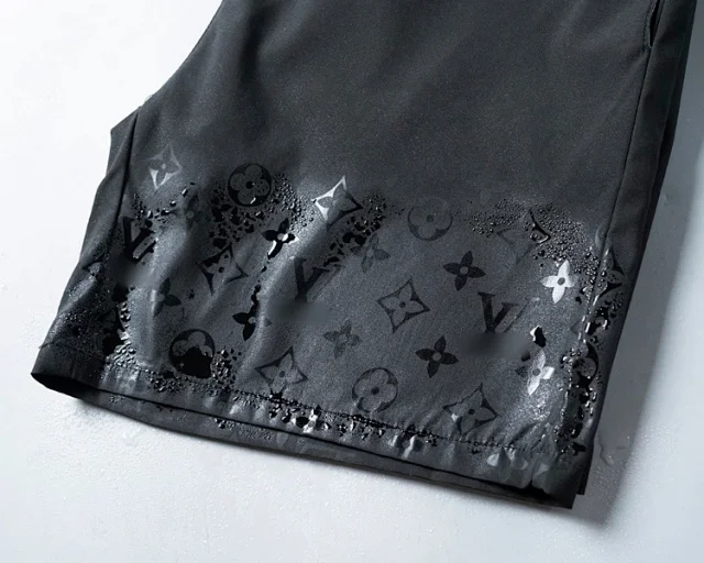 Louis Vuitton Shorts Elastic-waist drawstring monogram-print product detail image 6