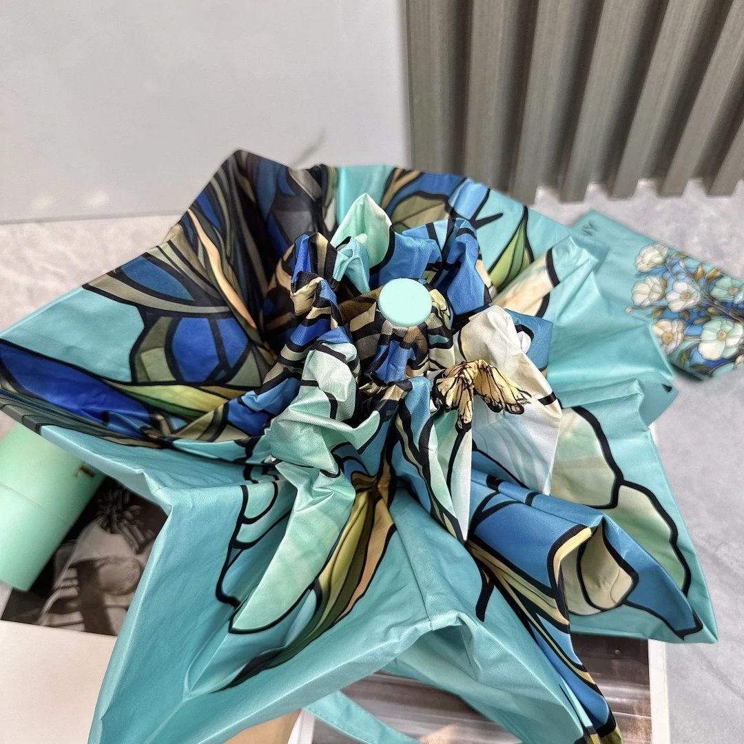 Tiffany & Co. Uncategorized Five-fold folding floral-print umbrella image 5