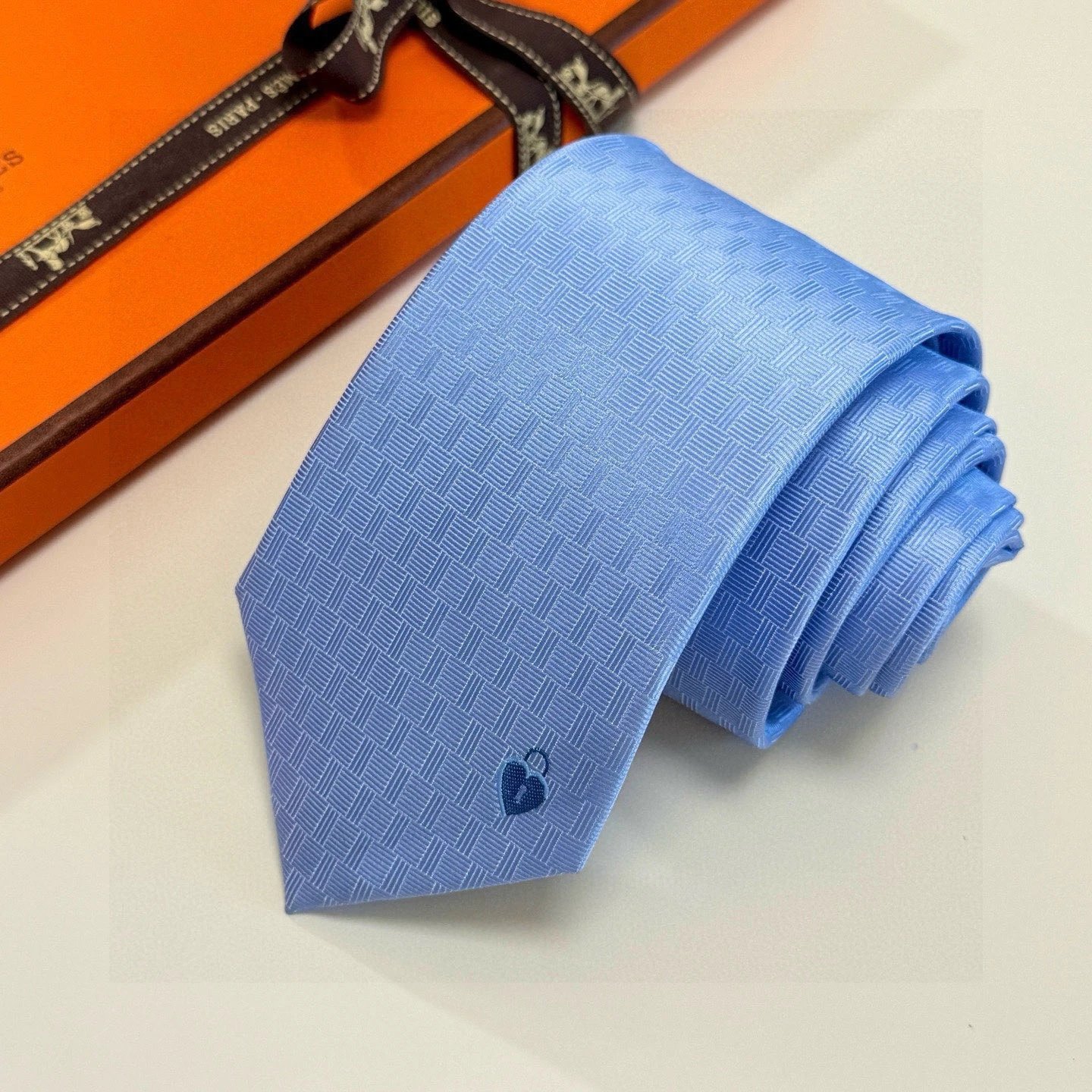 Hermès Ties Jacquard-Woven Padlock Motif Tie — 03