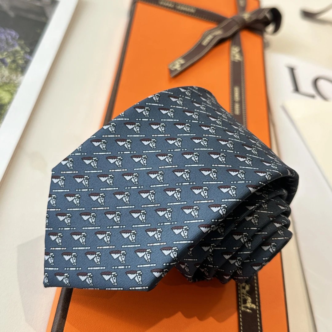Hermès Ties Horse-head motif silk tie — 03