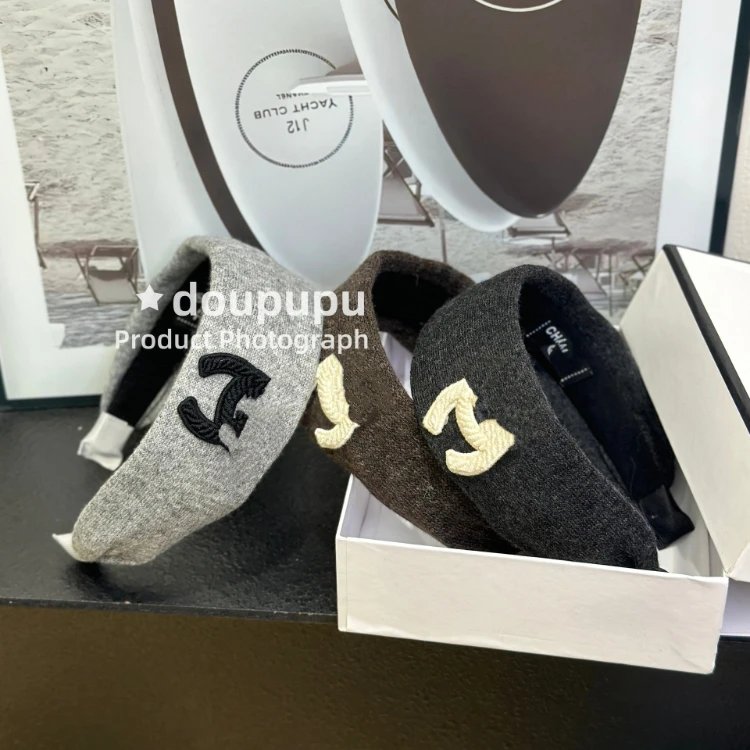 Chanel Uncategorized Padded wide headband with embroidered Double C logo image 3