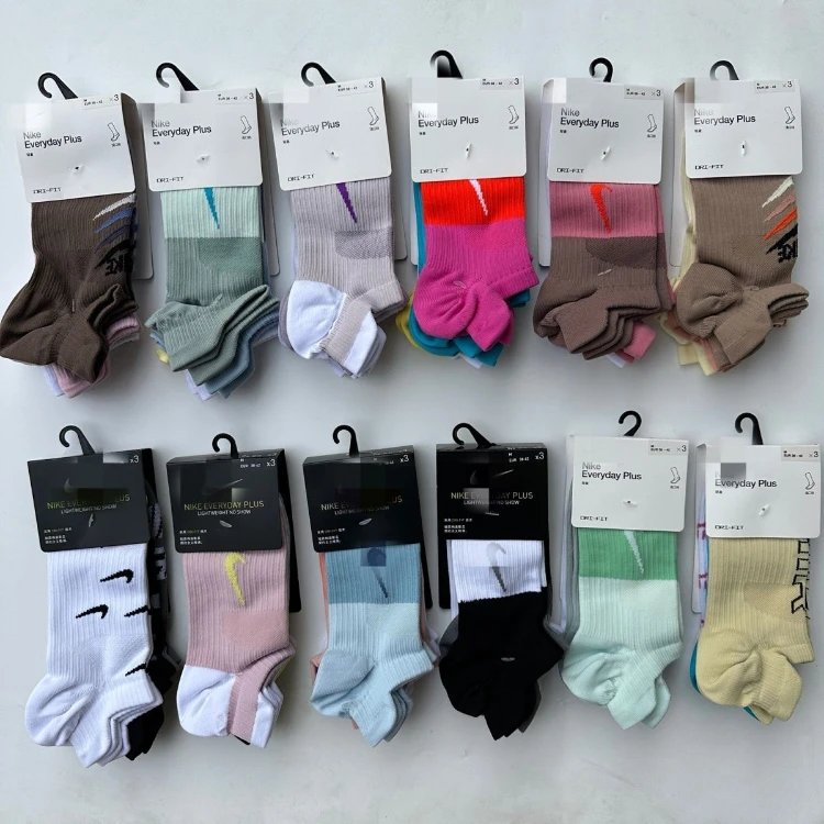 Nike Swoosh Ankle Socks [12 styles]