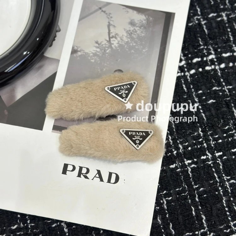 Chanel Uncategorized 6246 Faux-Fur Hair Clip Pair — SKU-07-Triangular Mark Beige “Pair”