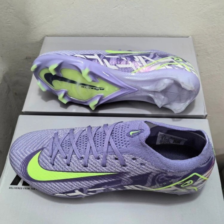 Nike Mercurial football cleats — 4