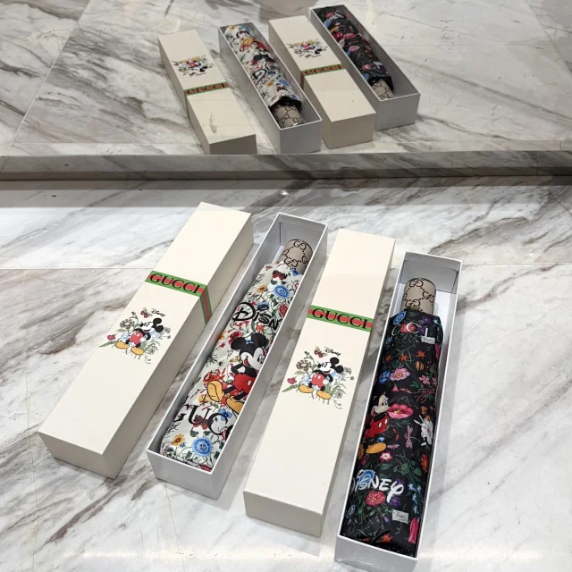 Gucci Floral Mickey Mouse Print Folding Umbrella product detail image 1