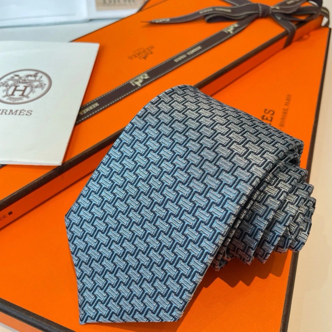Hermès Ties Geometric H-pattern jacquard silk tie — gray