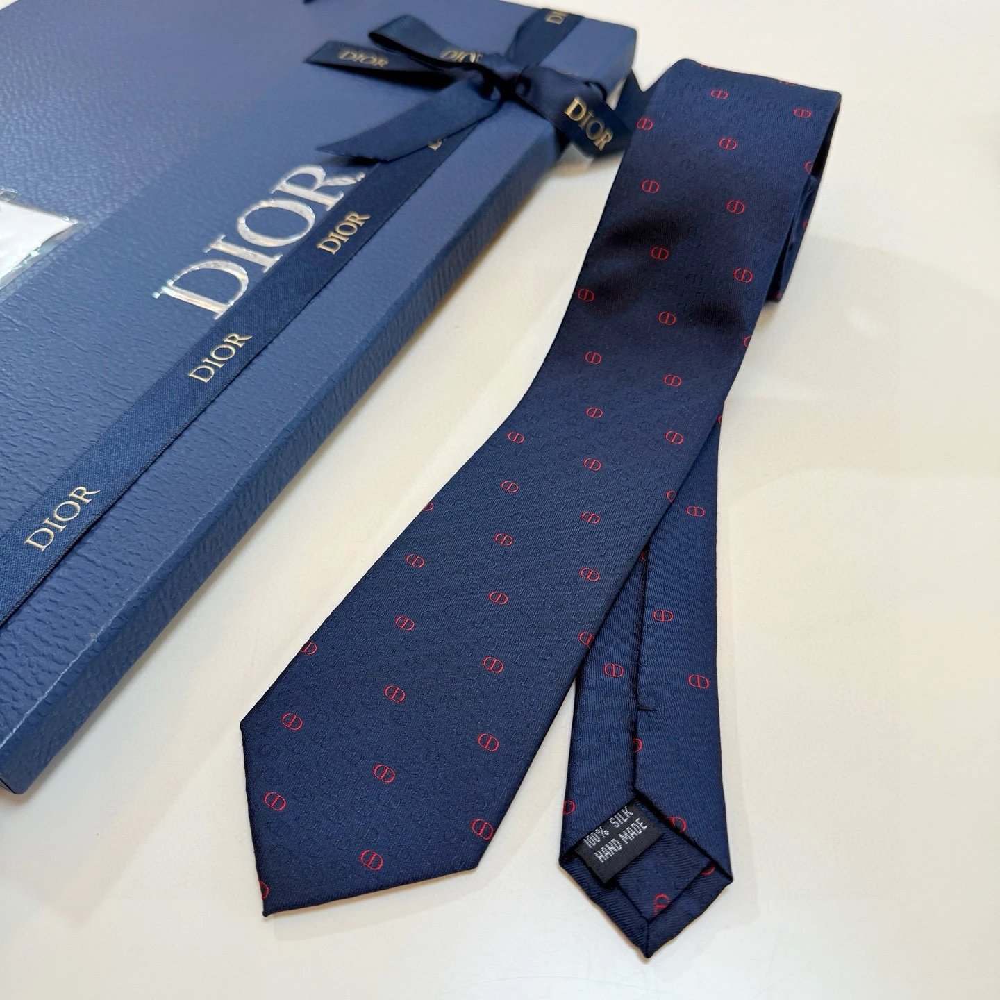 Dior Ties 6552 Jacquard Logo Necktie — Blue and red