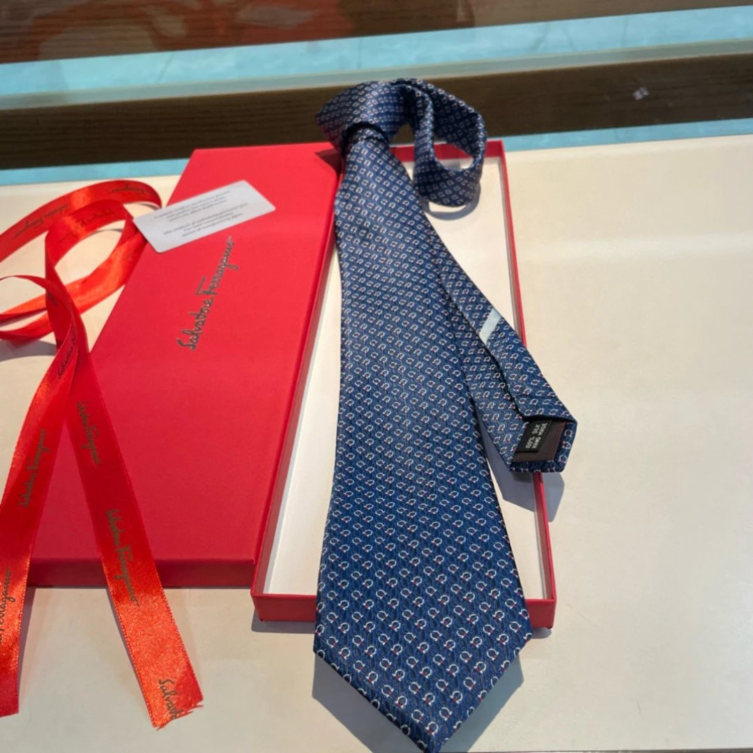 Salvatore Ferragamo Ties Horseshoe Motif Necktie image 5